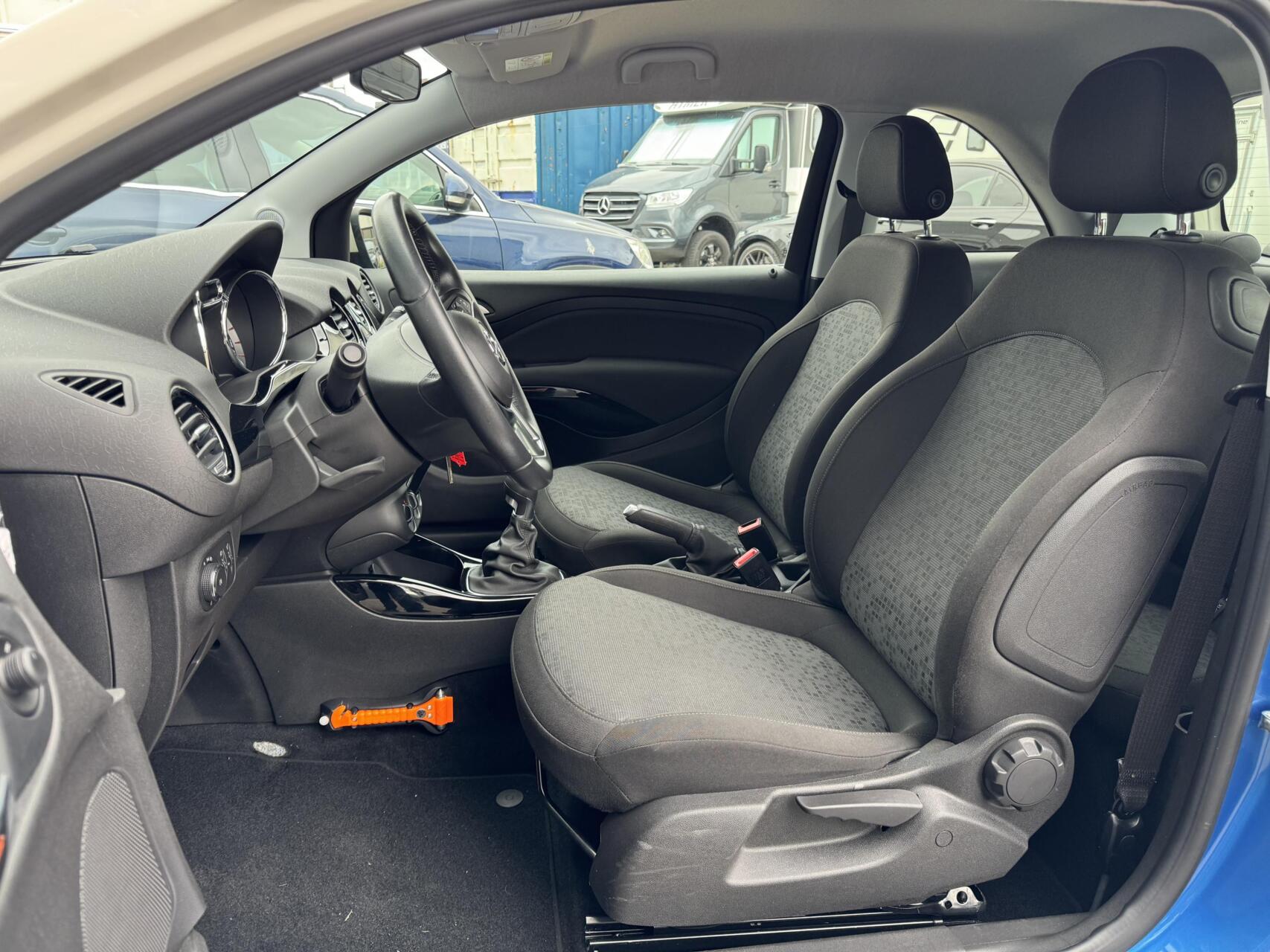 Foto van Opel Adam