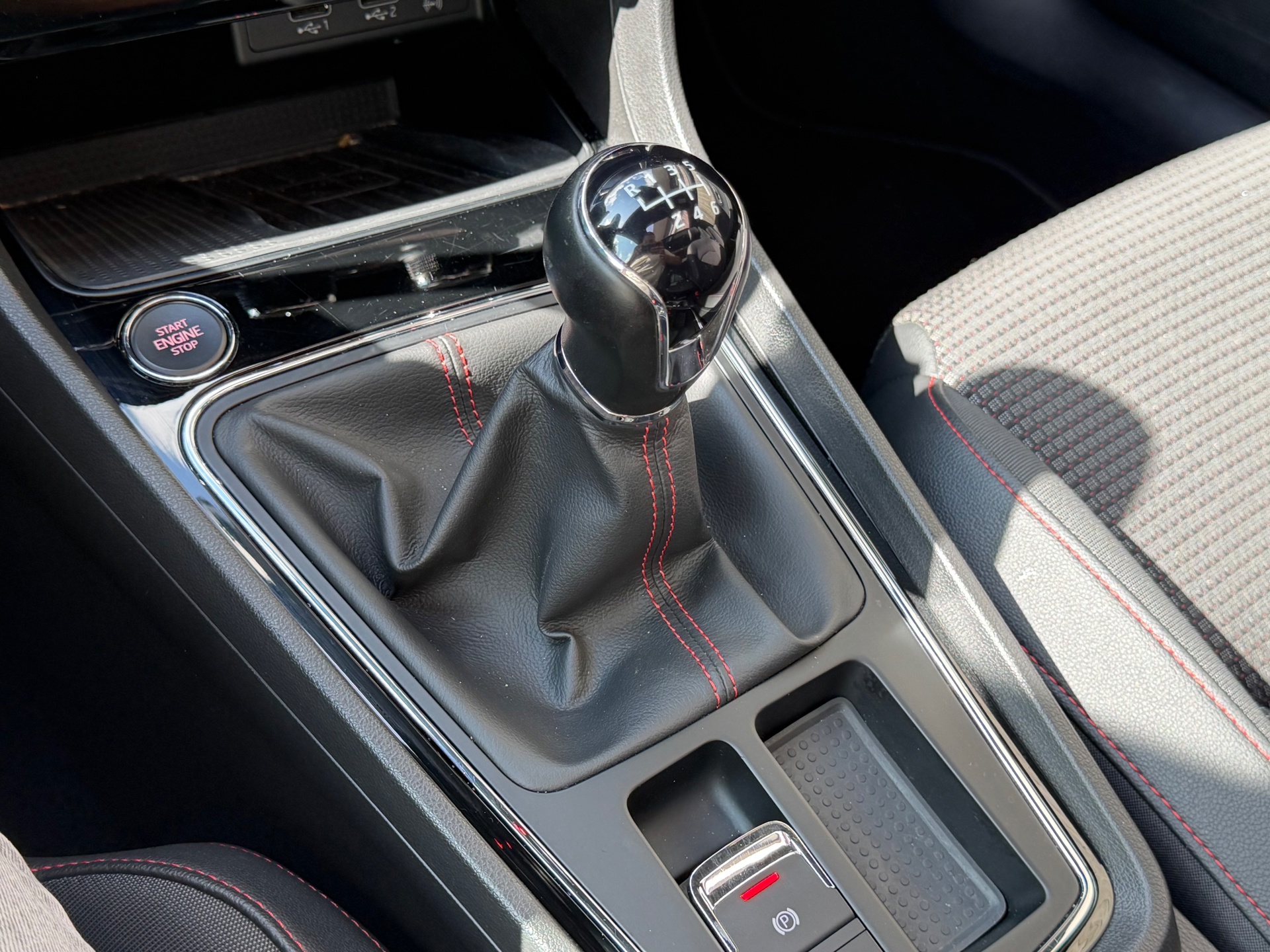 Foto van Seat Leon Sportourer ST
