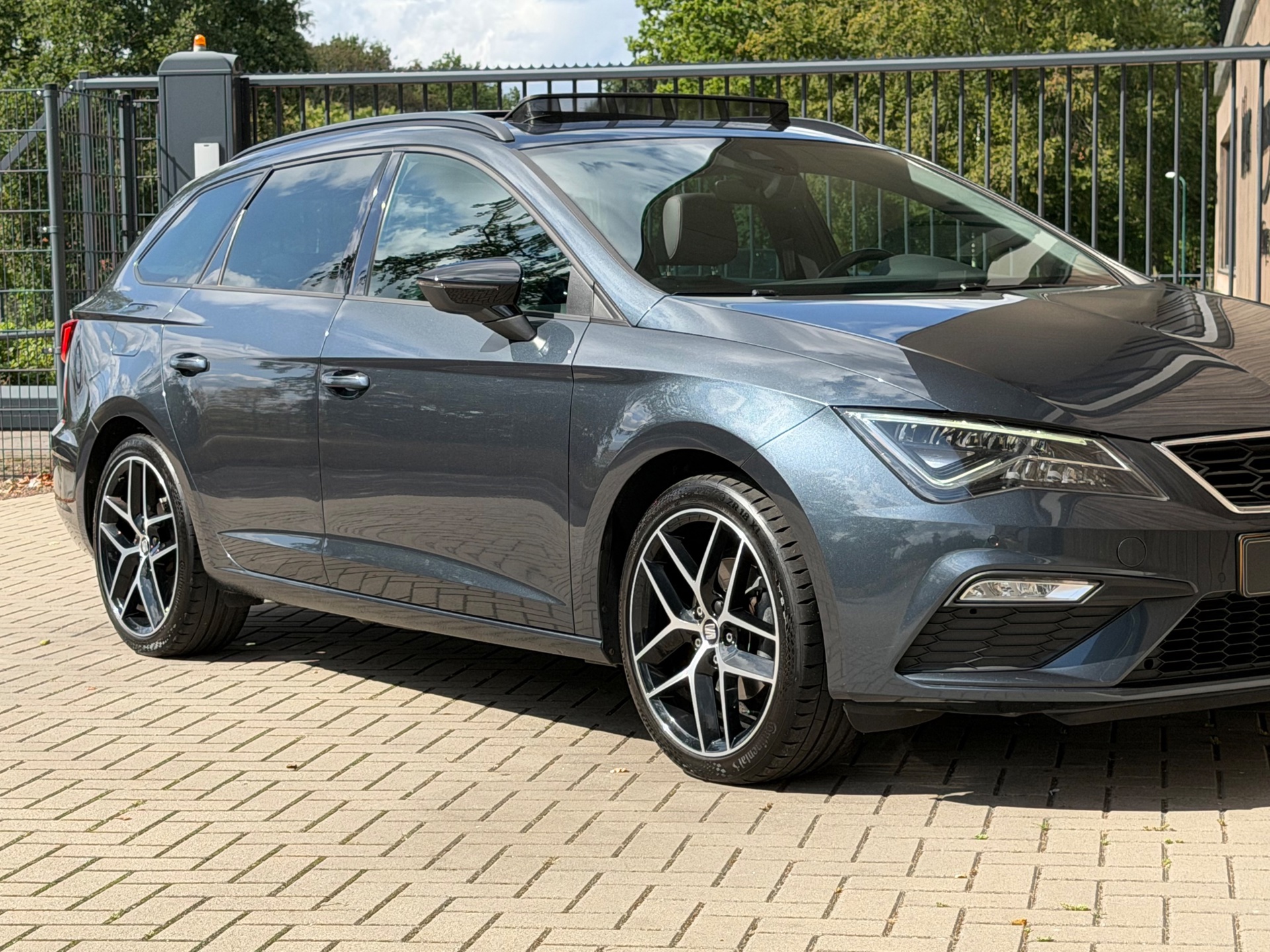 Foto van Seat Leon Sportourer ST