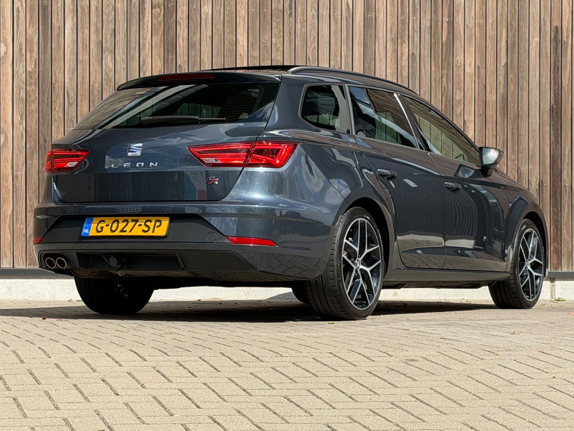 Foto van Seat Leon Sportourer ST