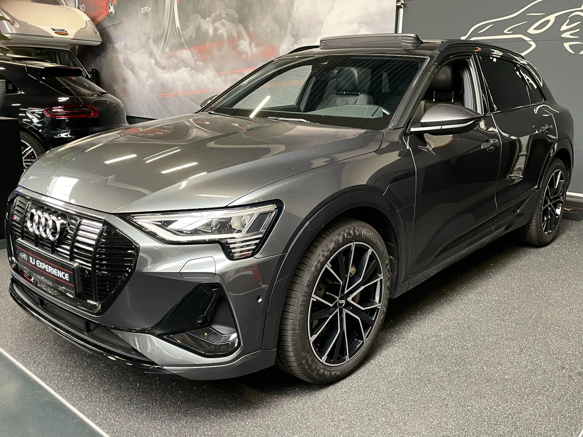 Foto van Audi E-tron 50