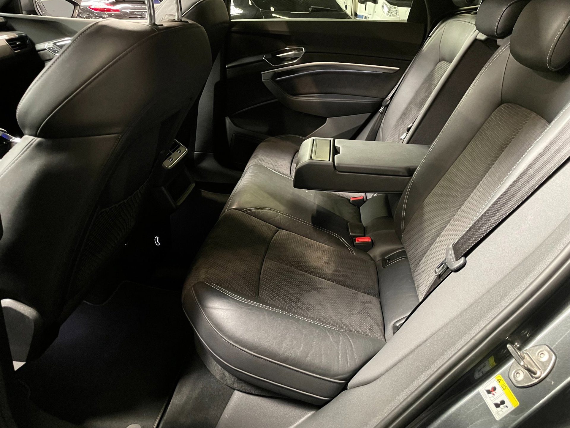 Foto van Audi E-tron 50
