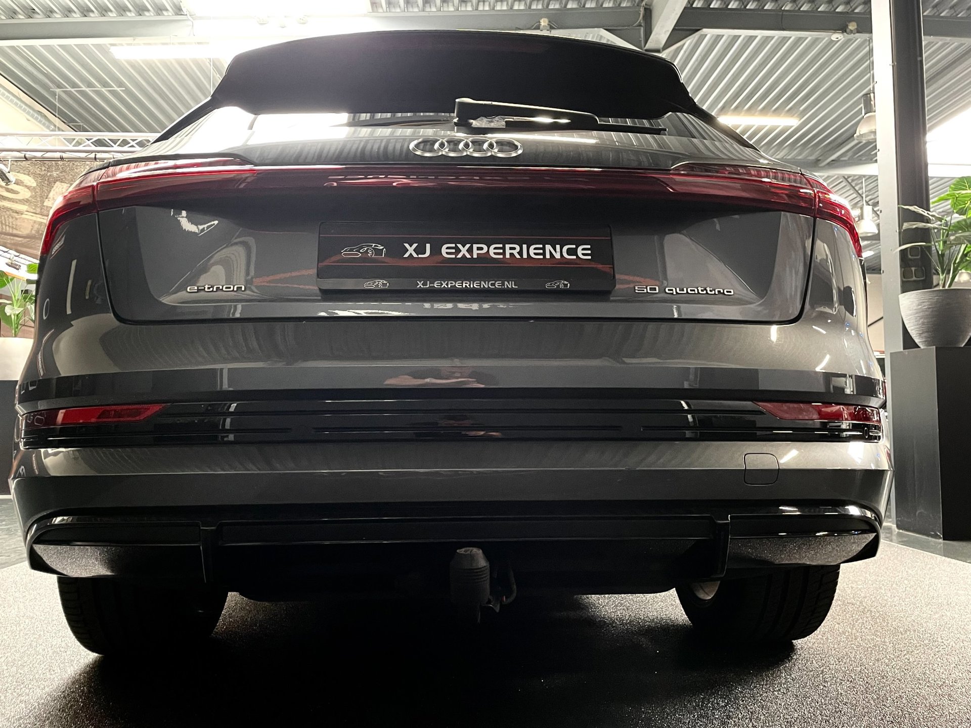 Foto van Audi E-tron 50
