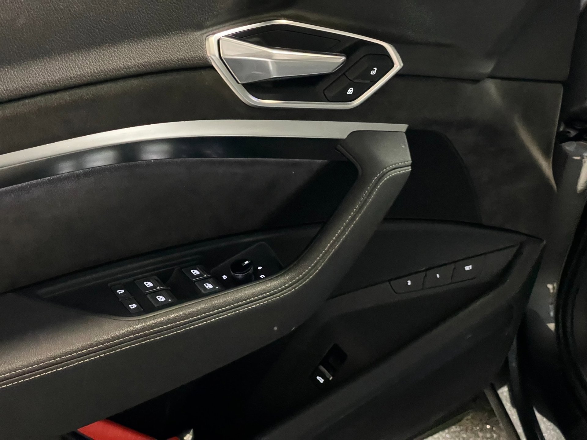 Foto van Audi E-tron 50