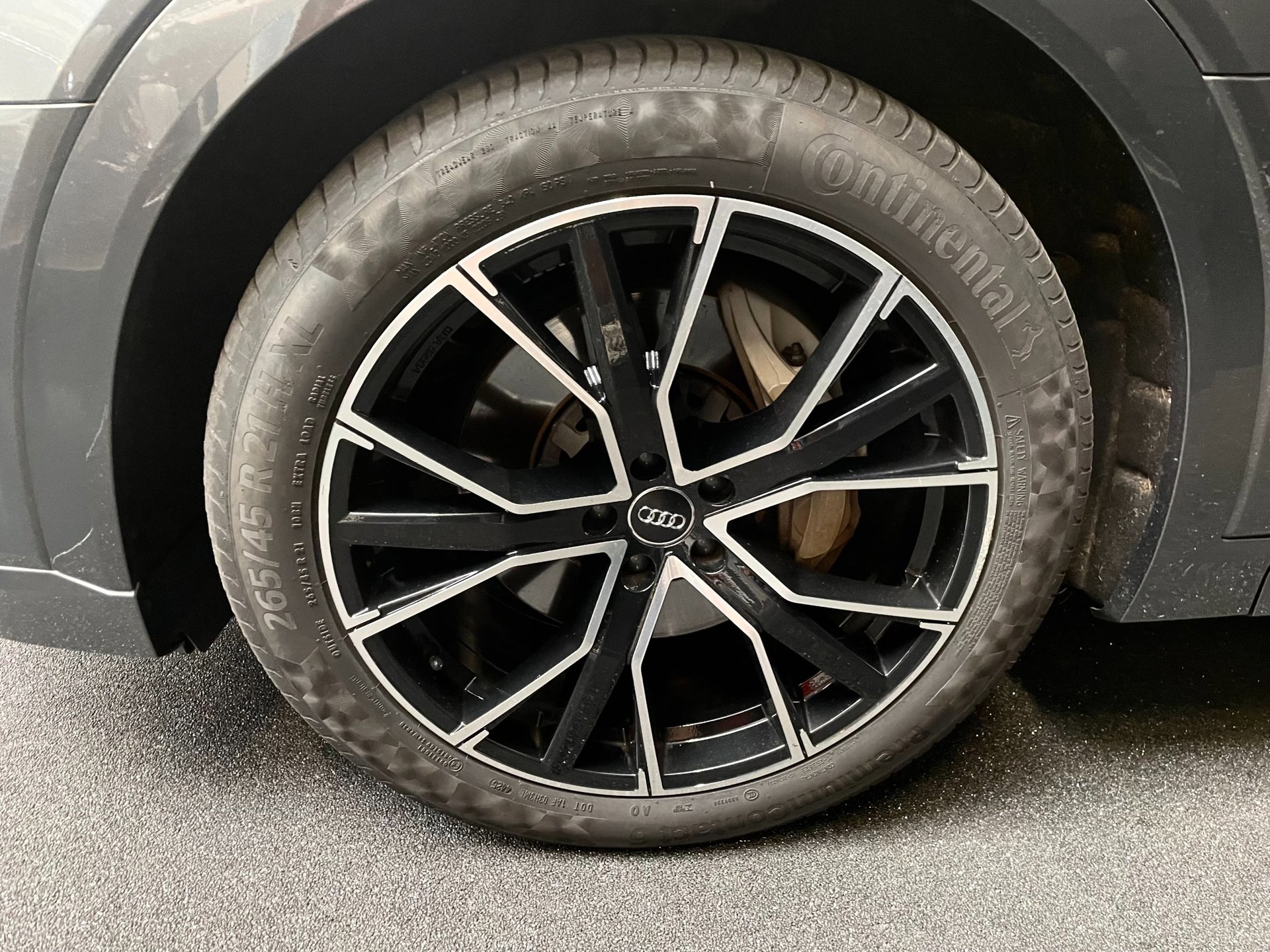 Foto van Audi E-tron 50