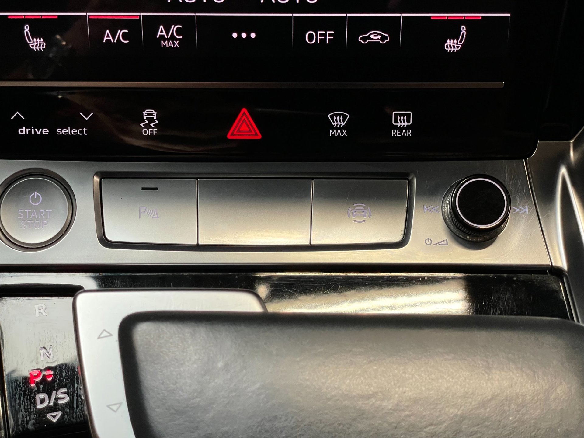 Foto van Audi E-tron 50