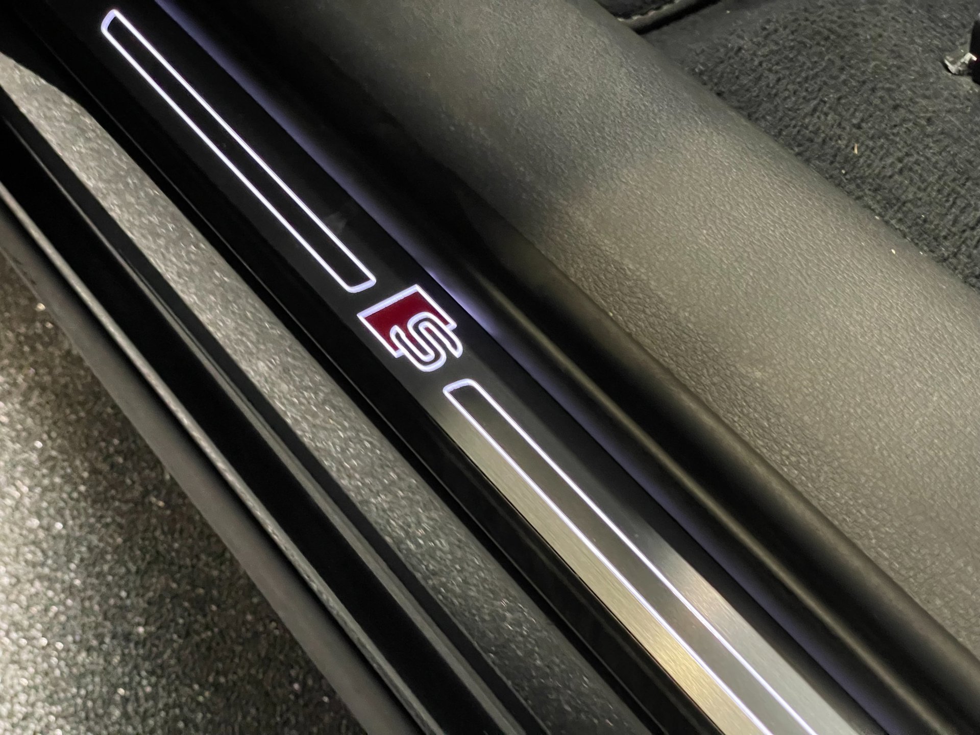 Foto van Audi E-tron 50