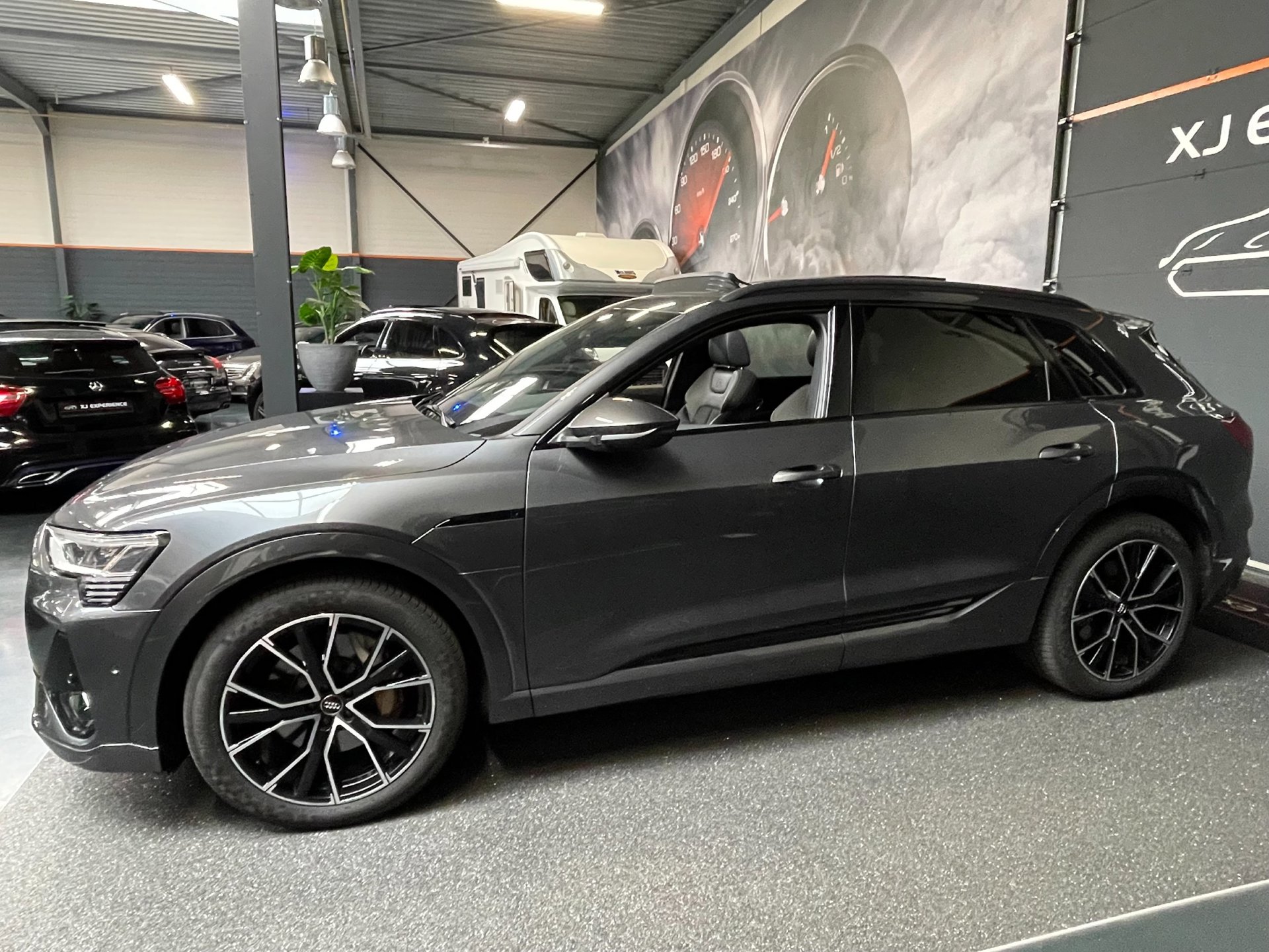 Foto van Audi E-tron 50