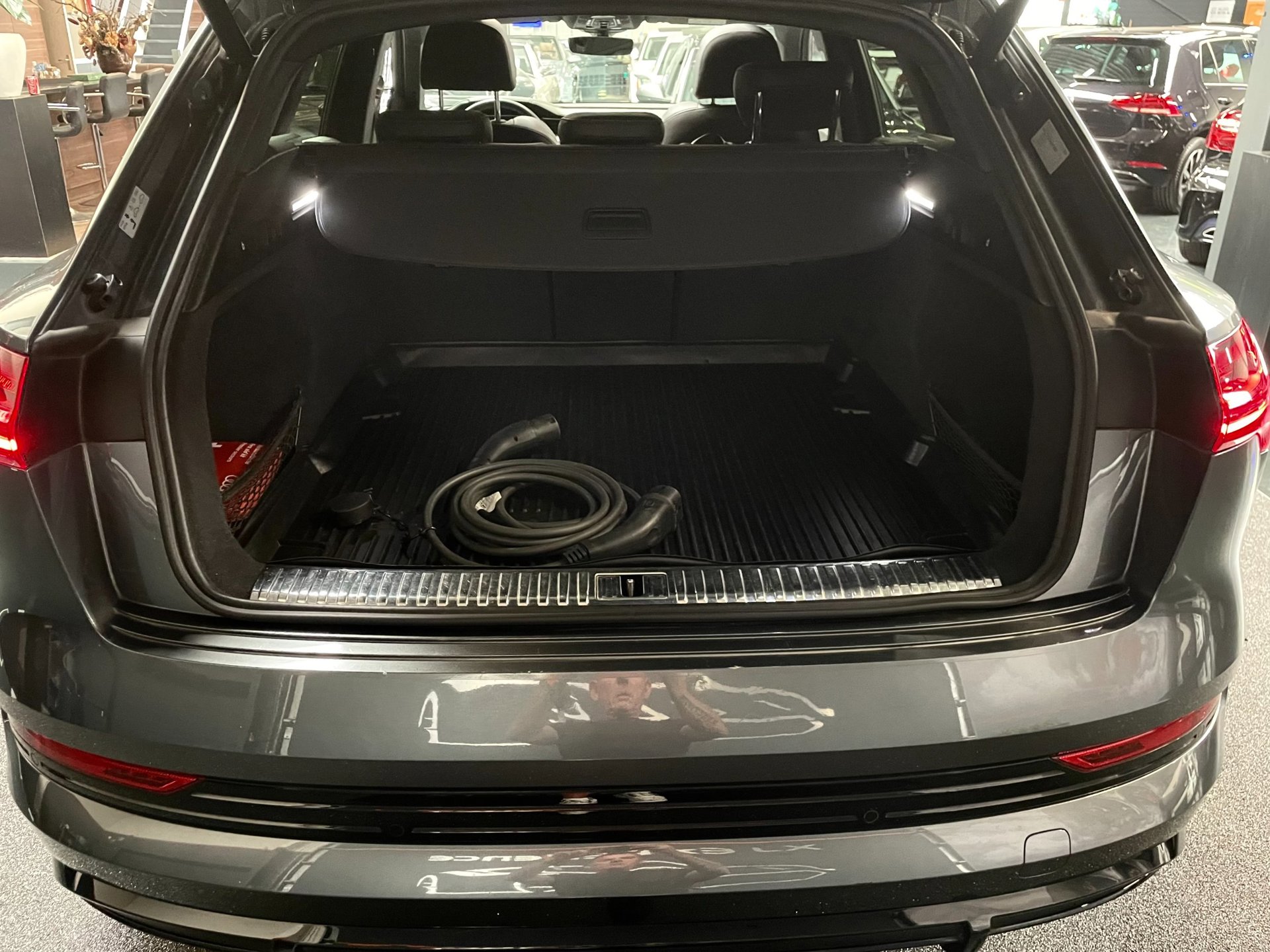 Foto van Audi E-tron 50
