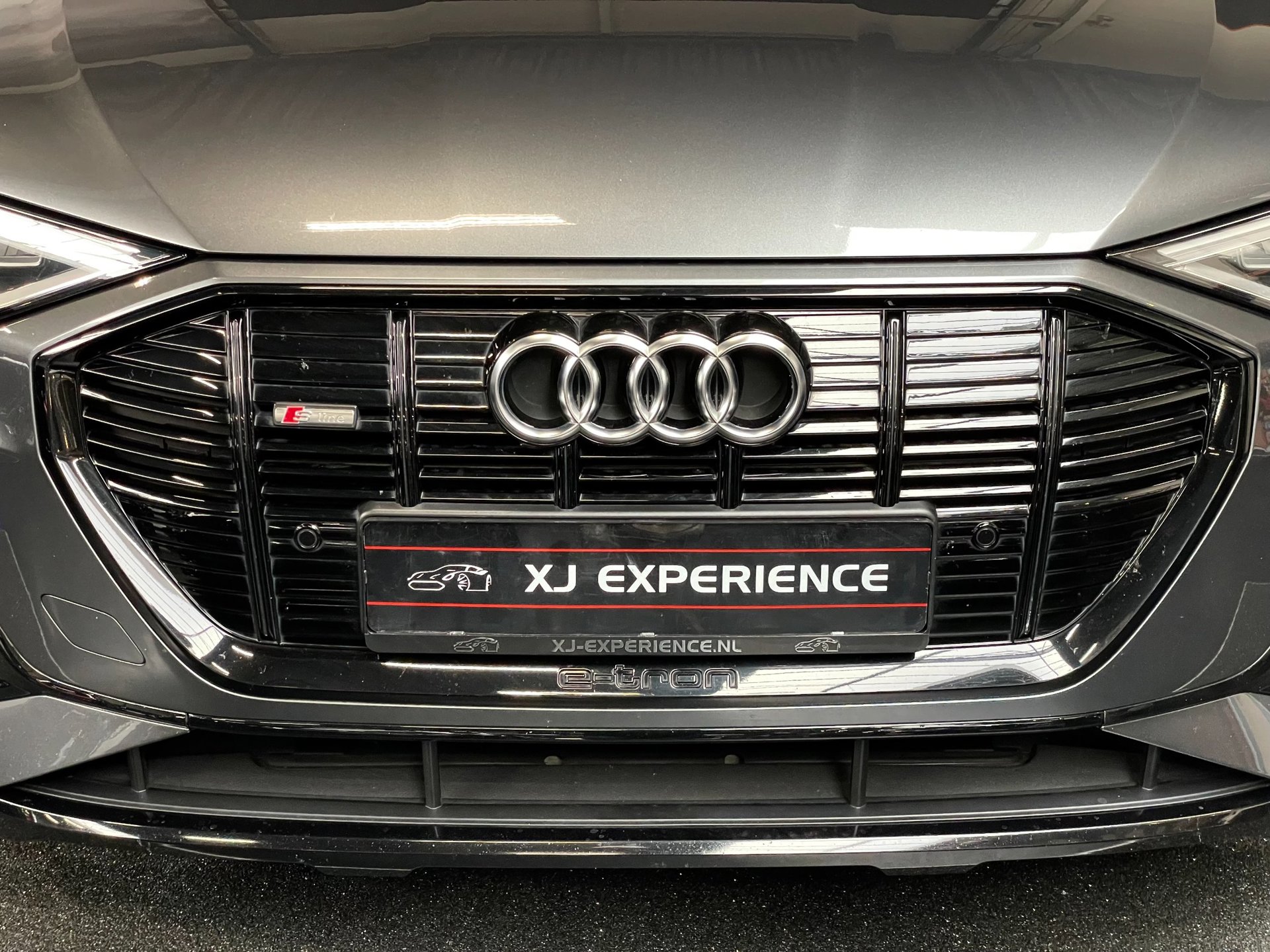 Foto van Audi E-tron 50