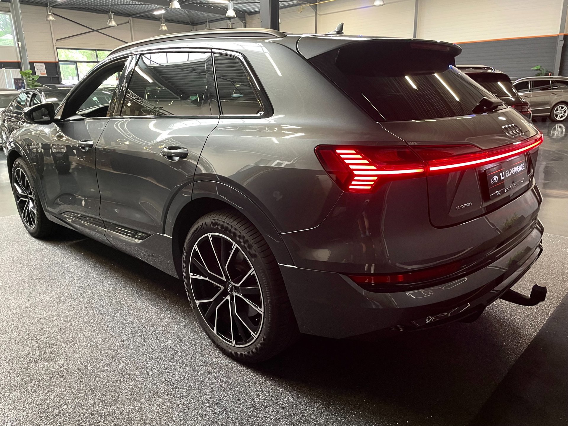Foto van Audi E-tron 50