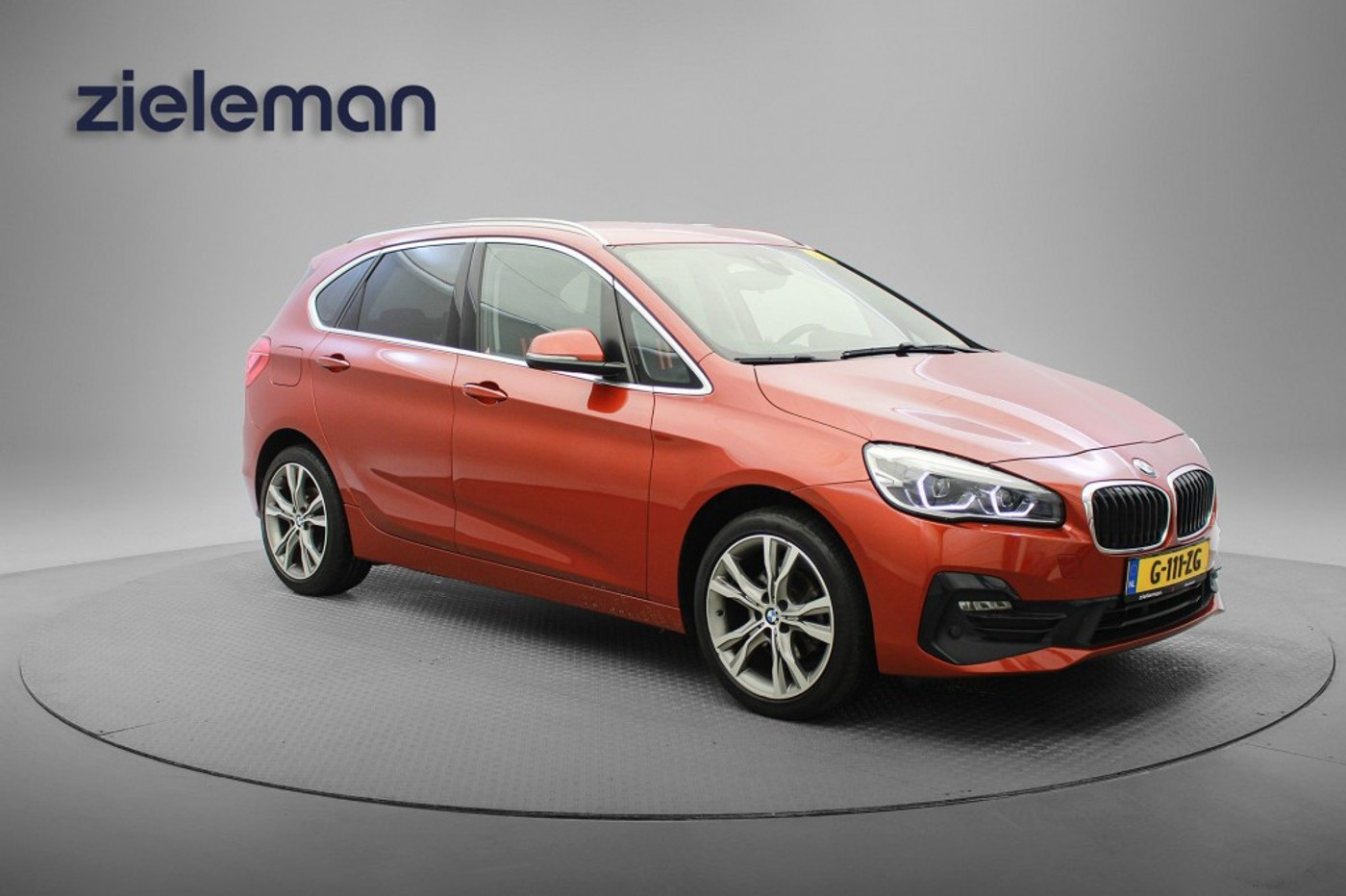 BMW 2-serie Active Tourer 218i Executive Edition 2020 - voorkant