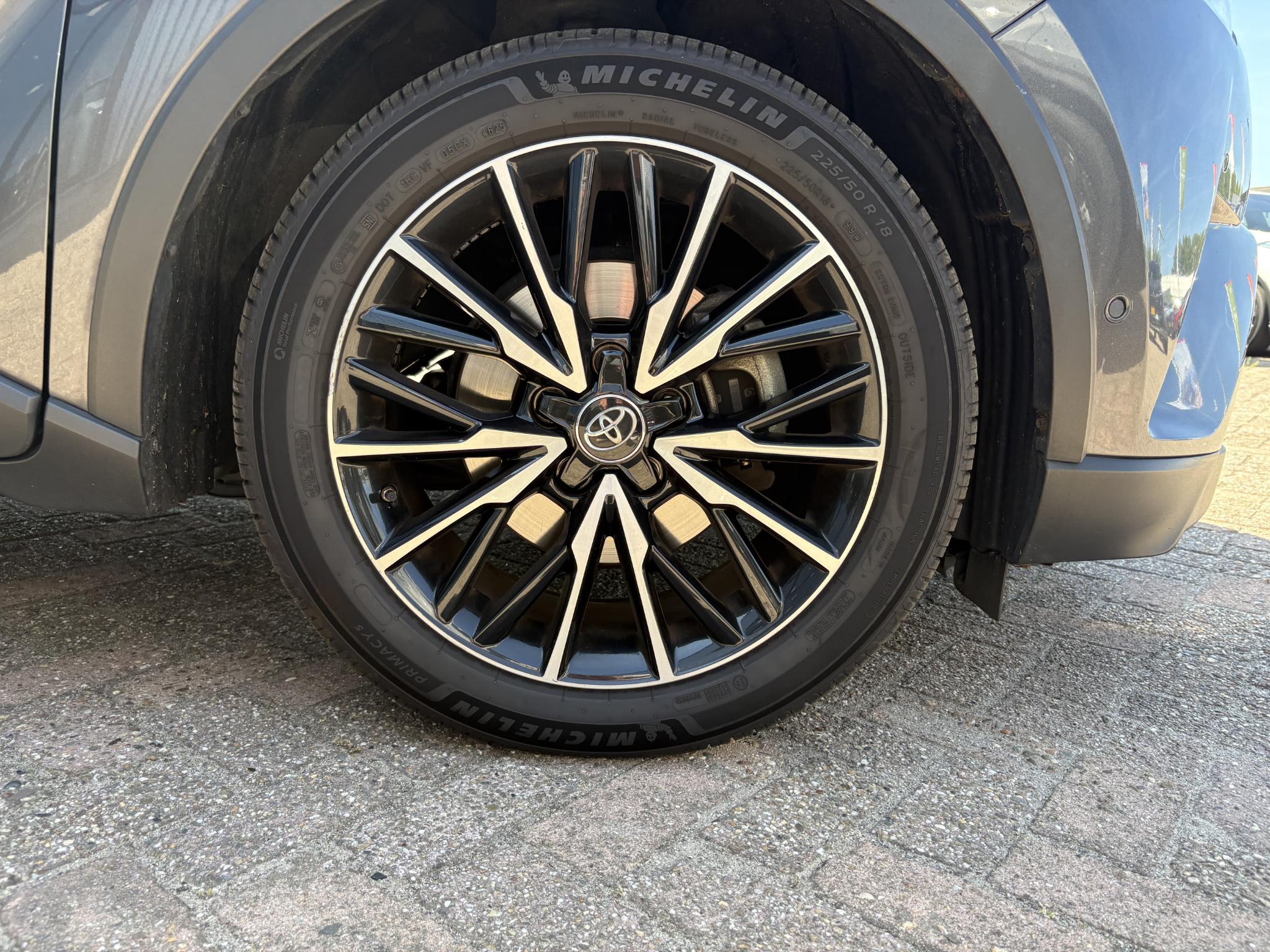 Foto van Toyota Toyota C-hr