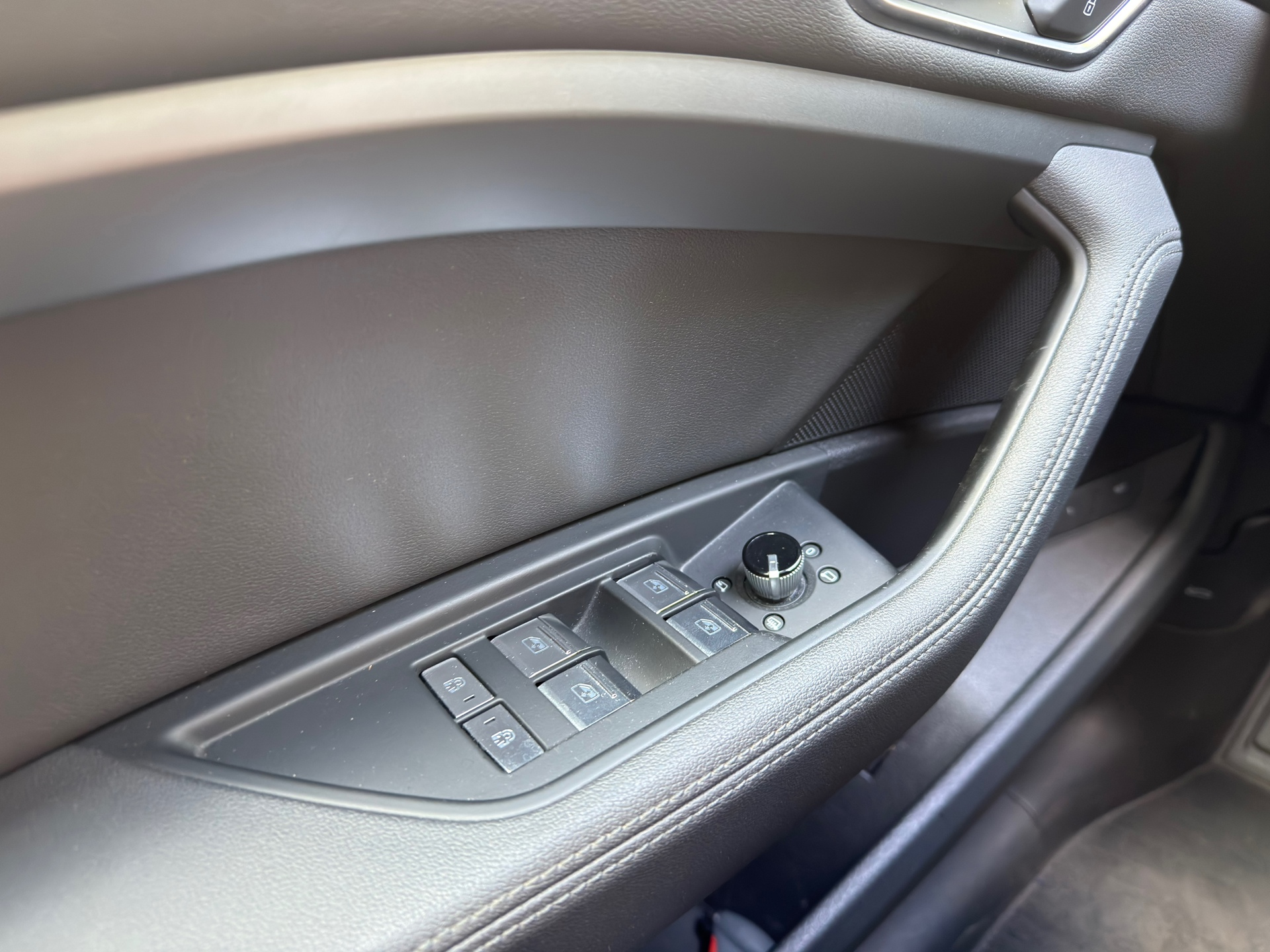 Foto van Audi E-tron 50