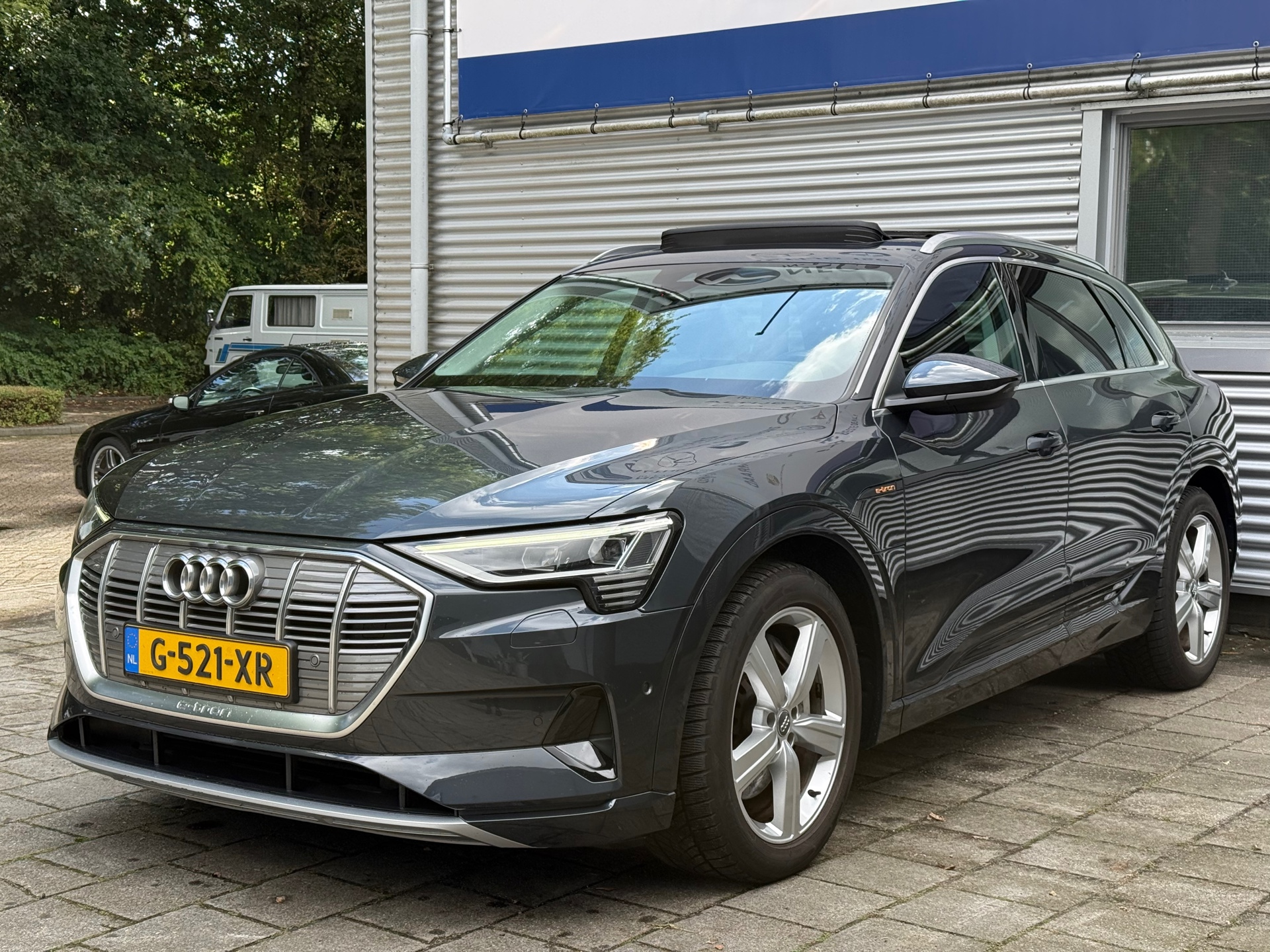 Foto van Audi E-tron 50
