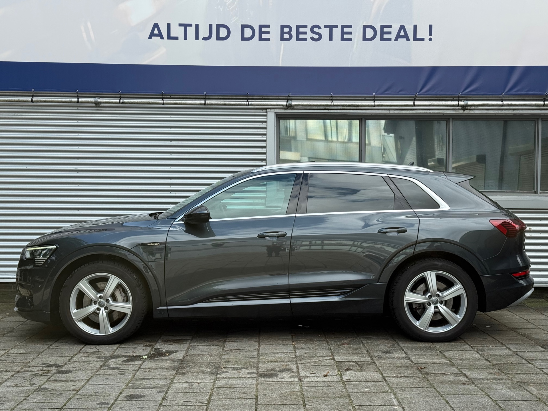 Foto van Audi E-tron 50
