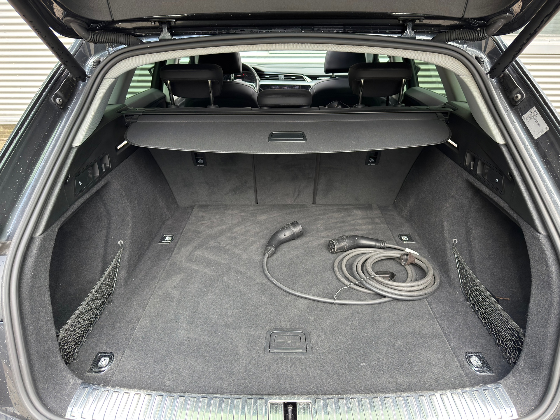 Foto van Audi E-tron 50