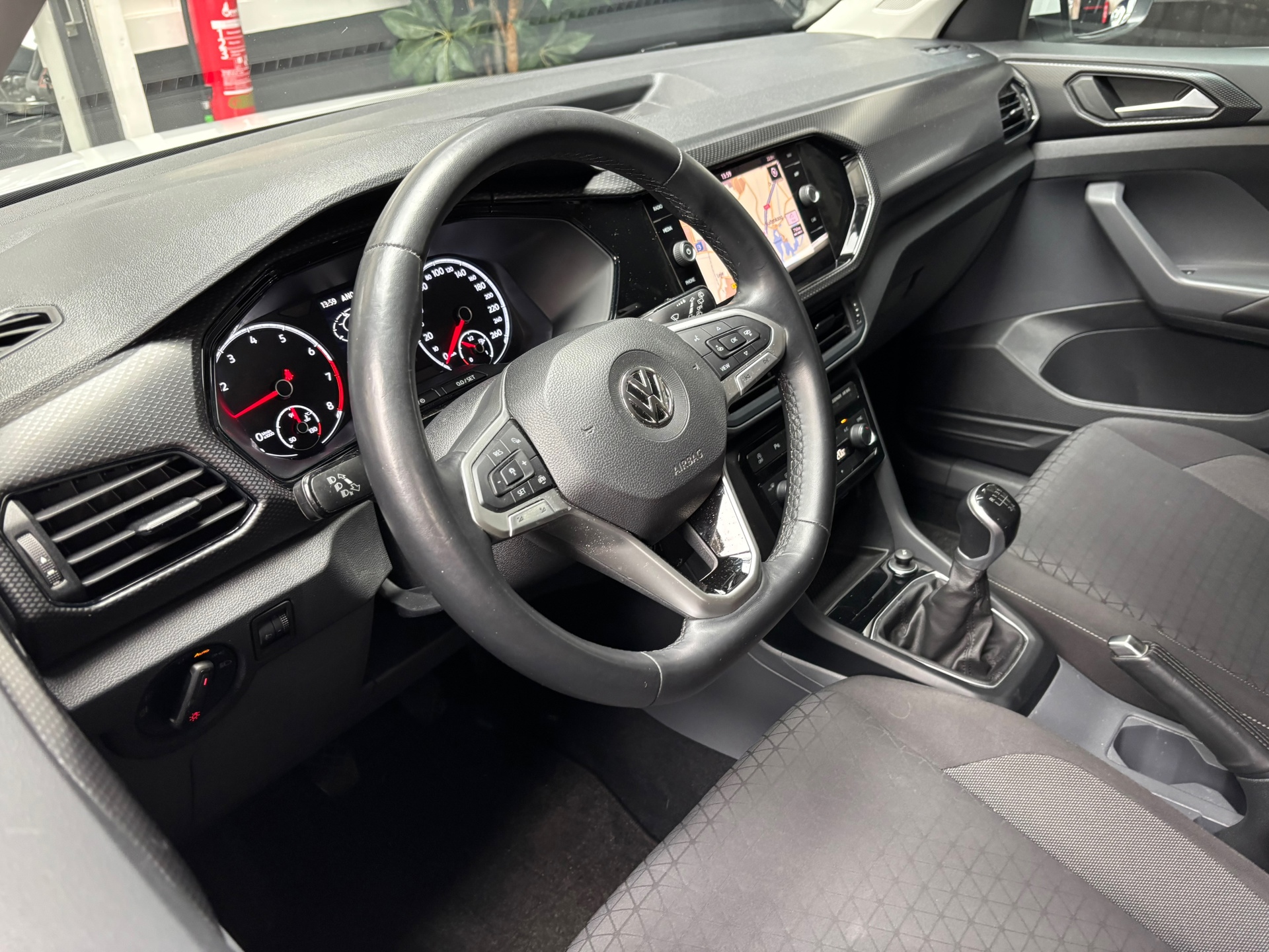 Foto van Volkswagen T-cross