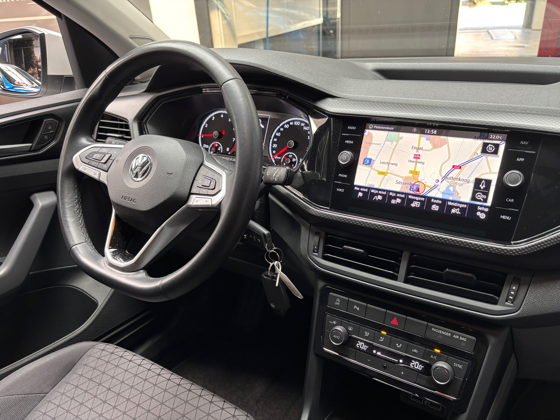 Foto van Volkswagen T-cross