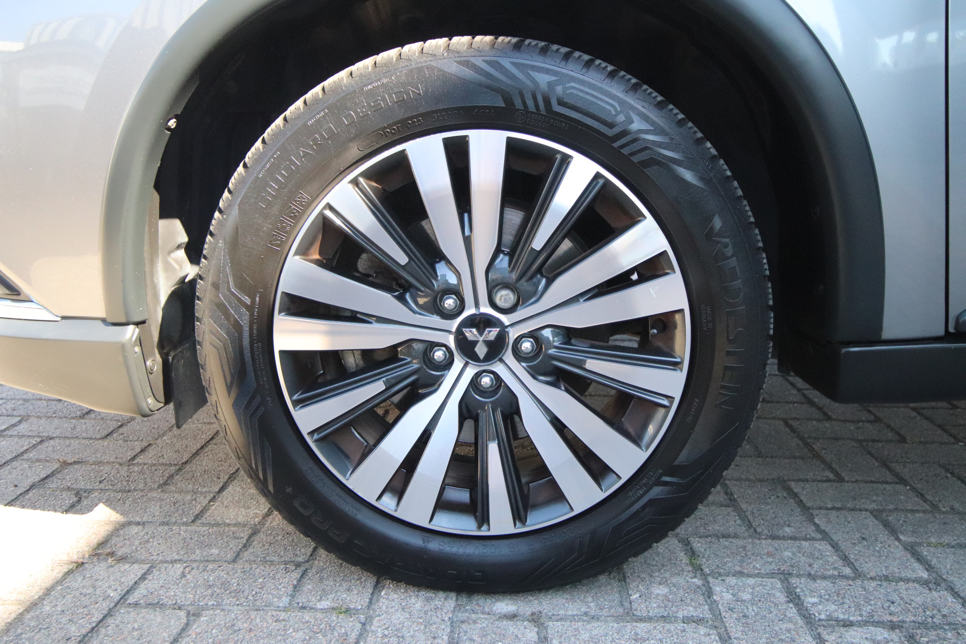 Foto van Mitsubishi Mitsubishi Outlander