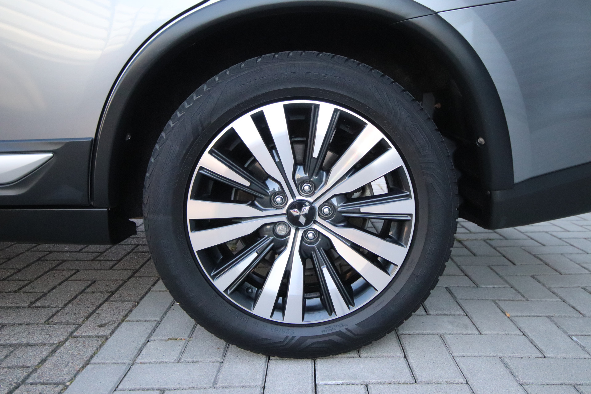 Foto van Mitsubishi Mitsubishi Outlander