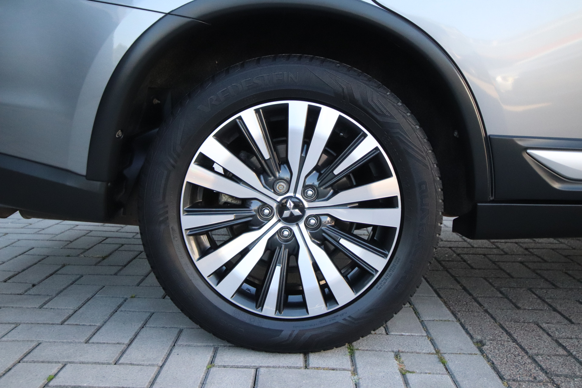 Foto van Mitsubishi Mitsubishi Outlander