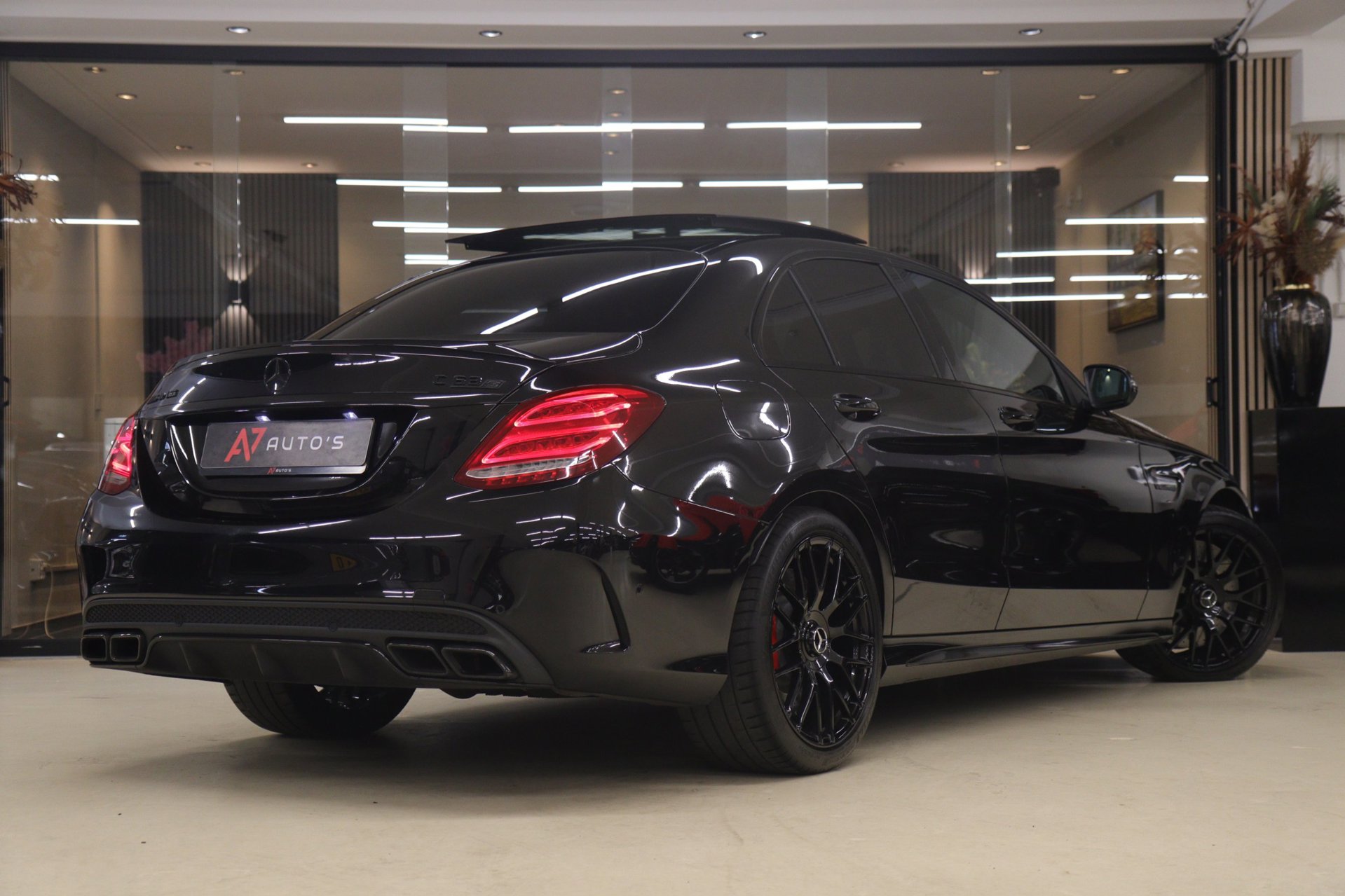 Foto van Mercedes-Benz AMG C 63 S