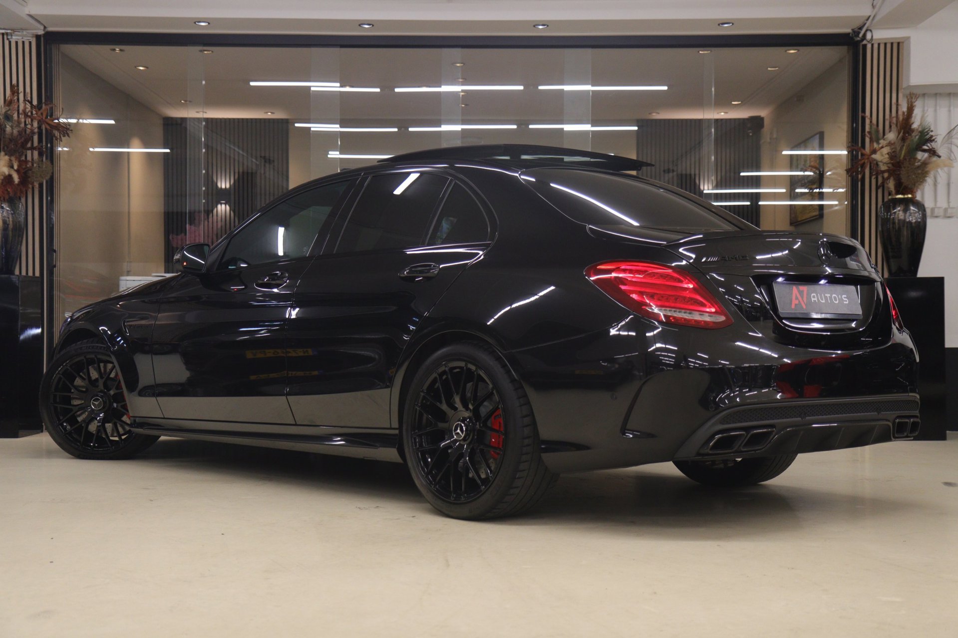 Foto van Mercedes-Benz AMG C 63 S