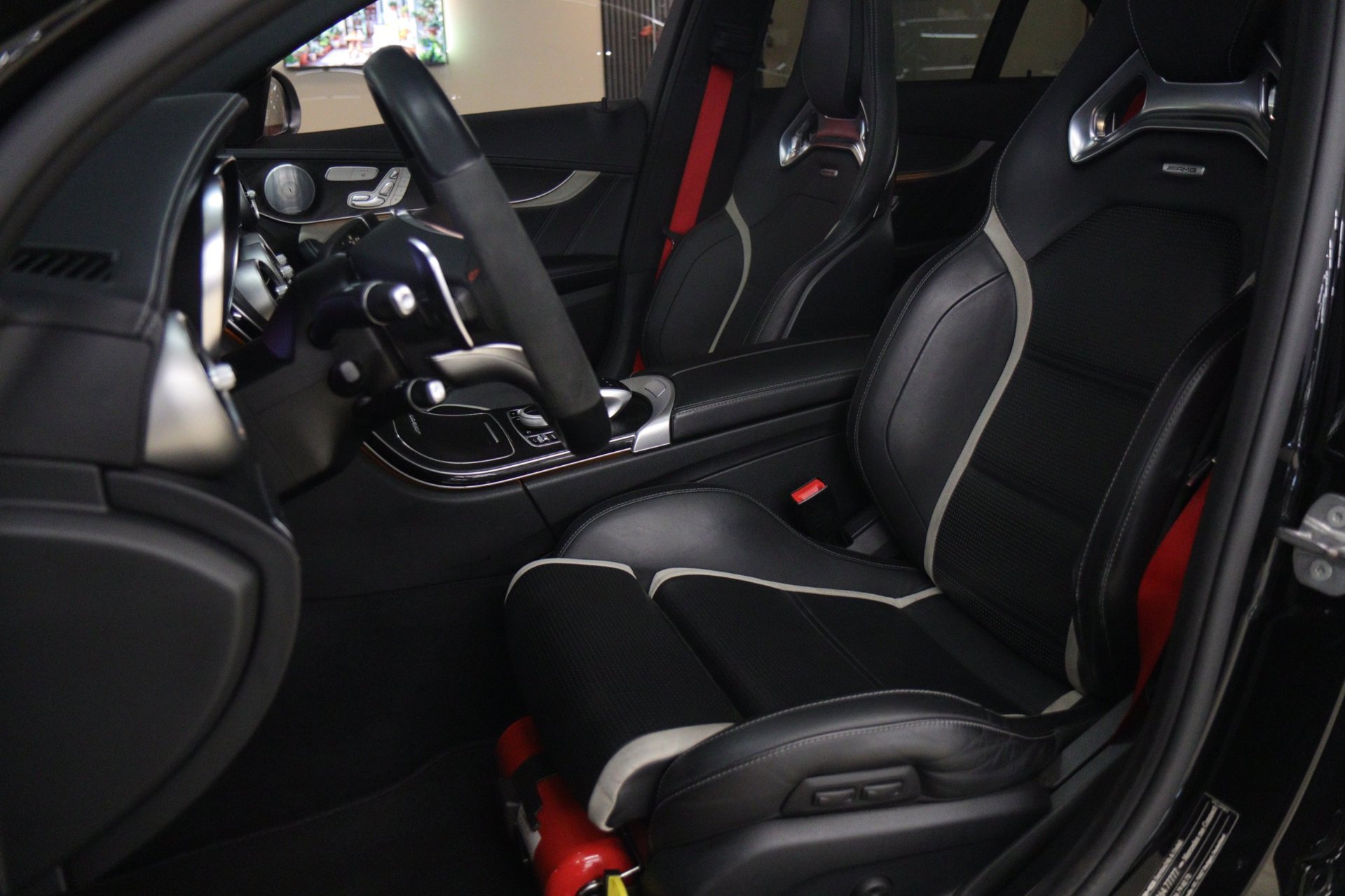 Foto van Mercedes-Benz AMG C 63 S