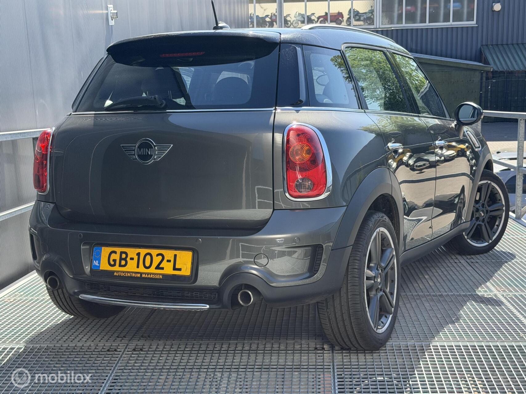Foto van Mini Cooper S Countryman