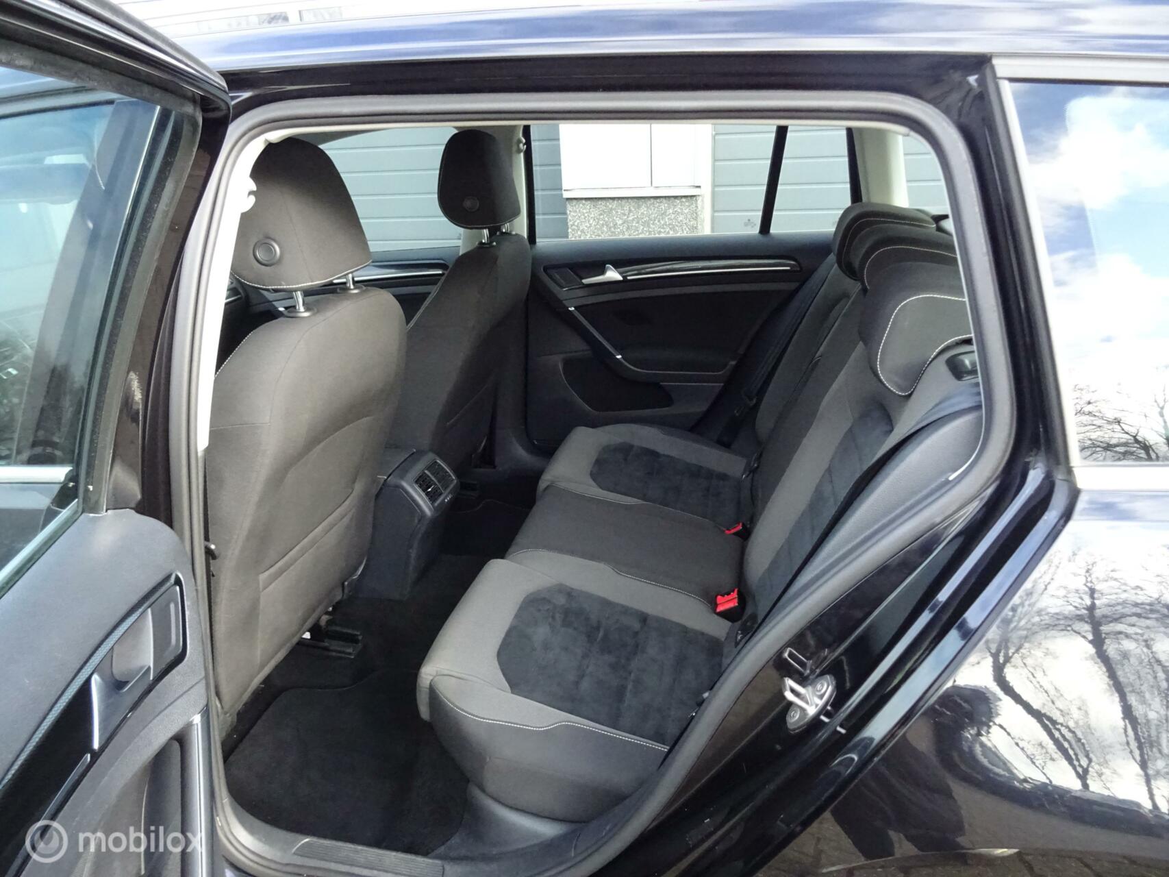 Foto van Volkswagen Golf Variant