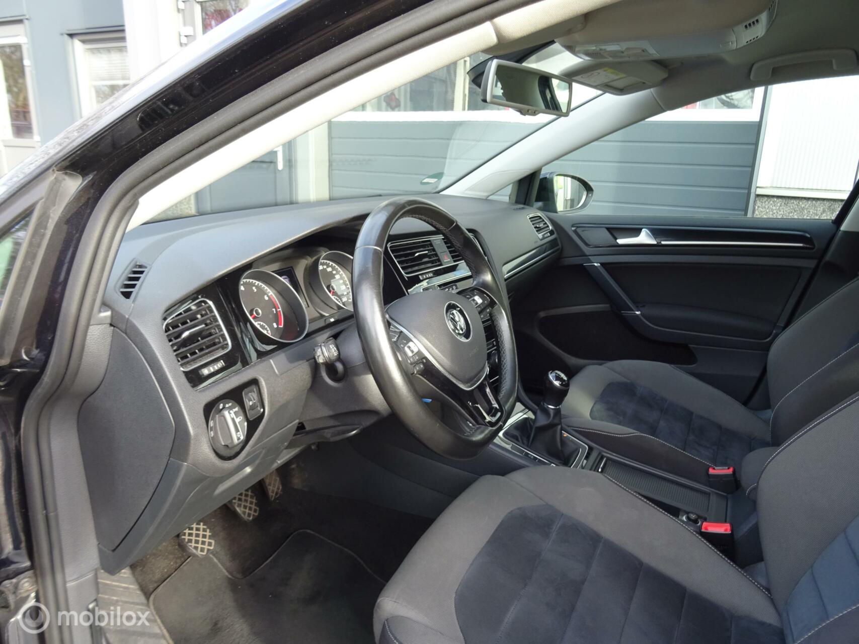 Foto van Volkswagen Golf Variant