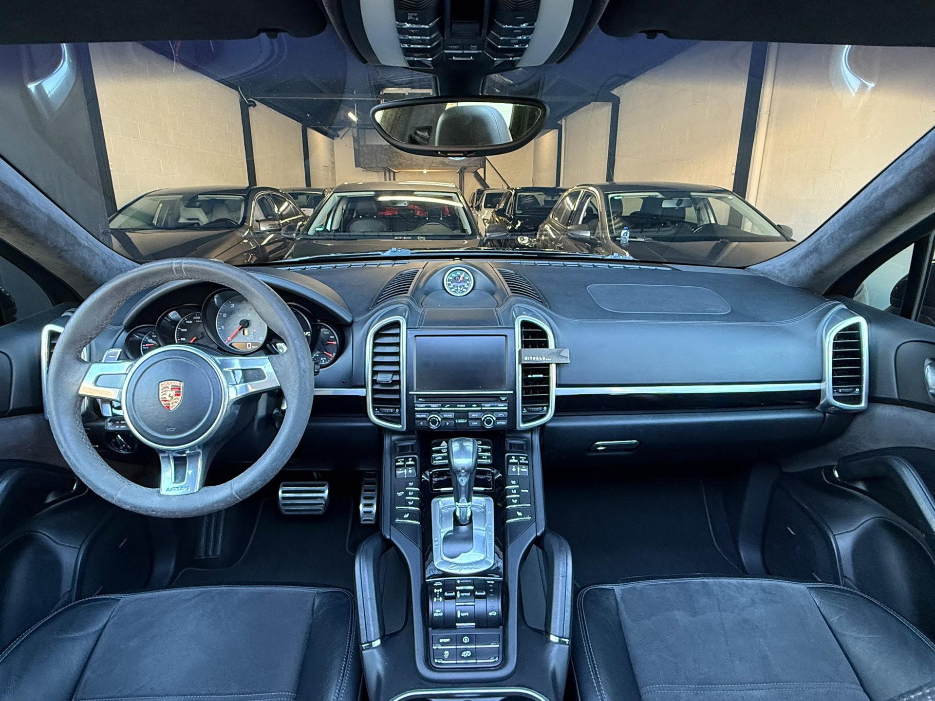 Foto van Porsche Cayenne GTS