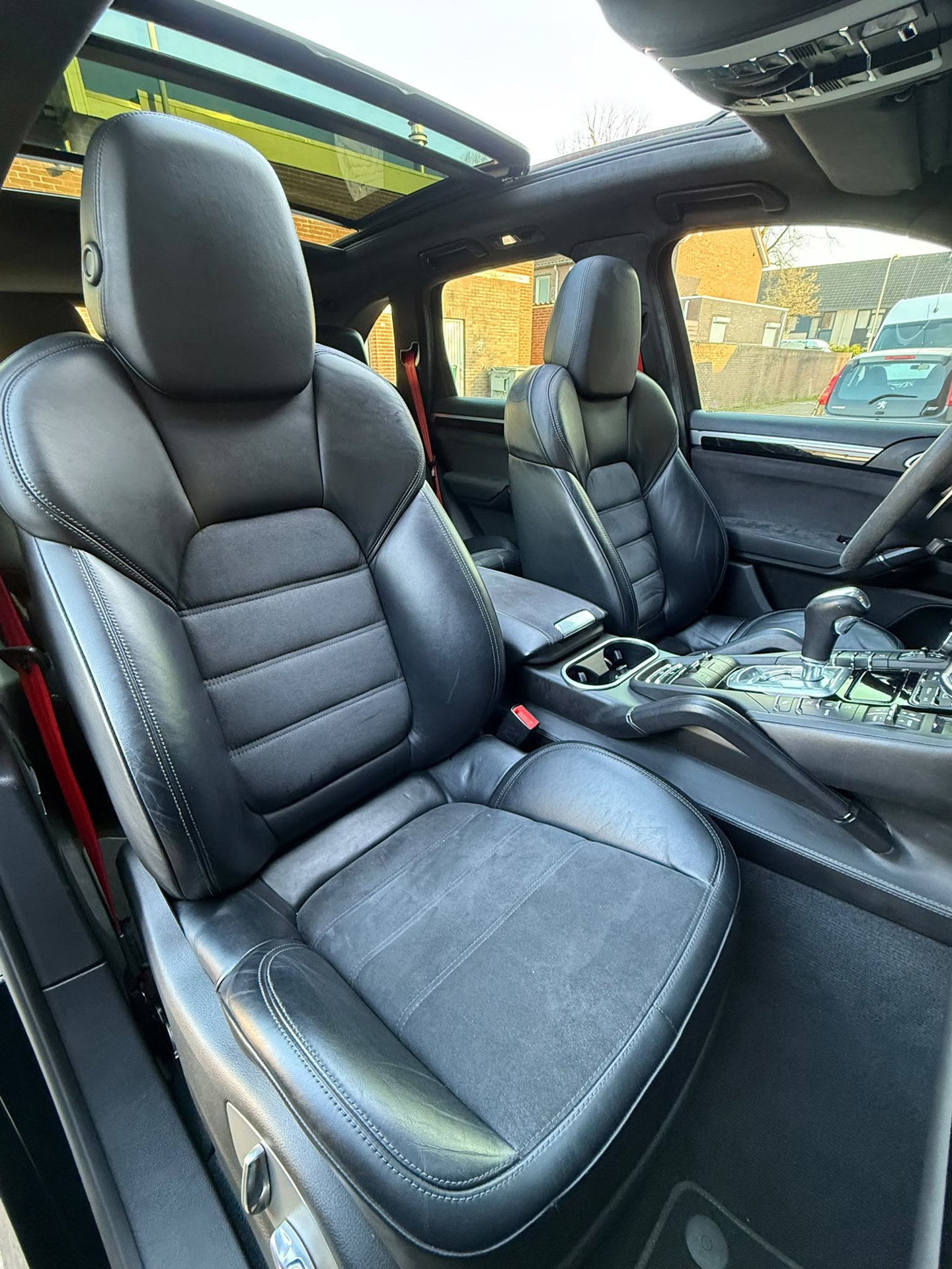 Foto van Porsche Cayenne GTS