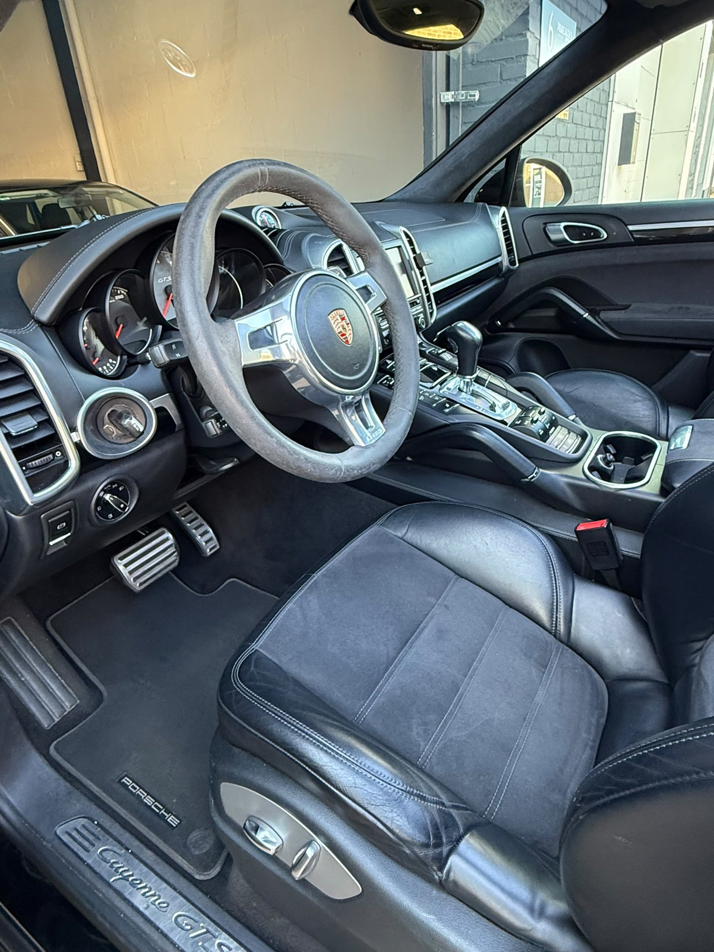 Foto van Porsche Cayenne GTS