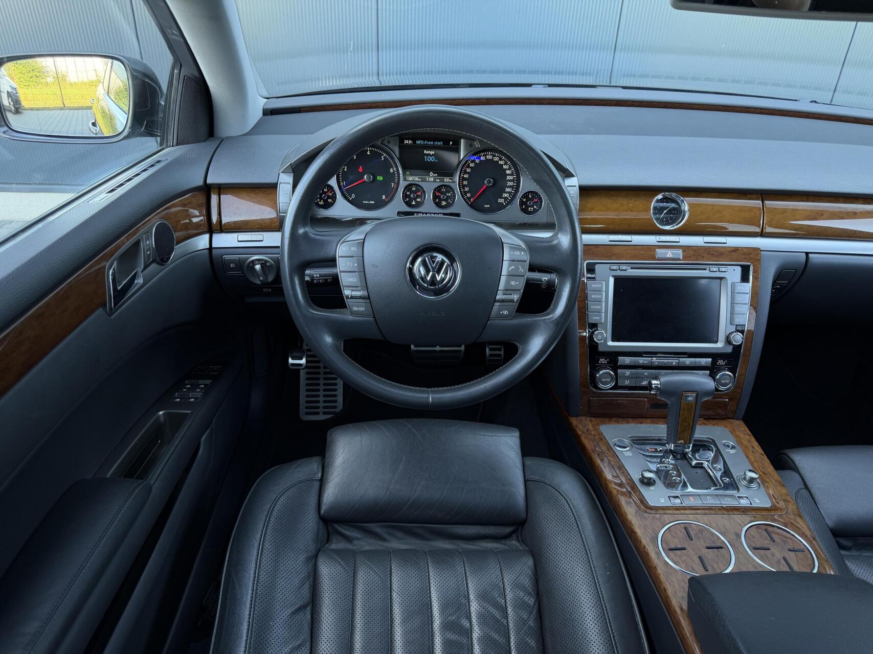 Foto van Volkswagen Phaeton
