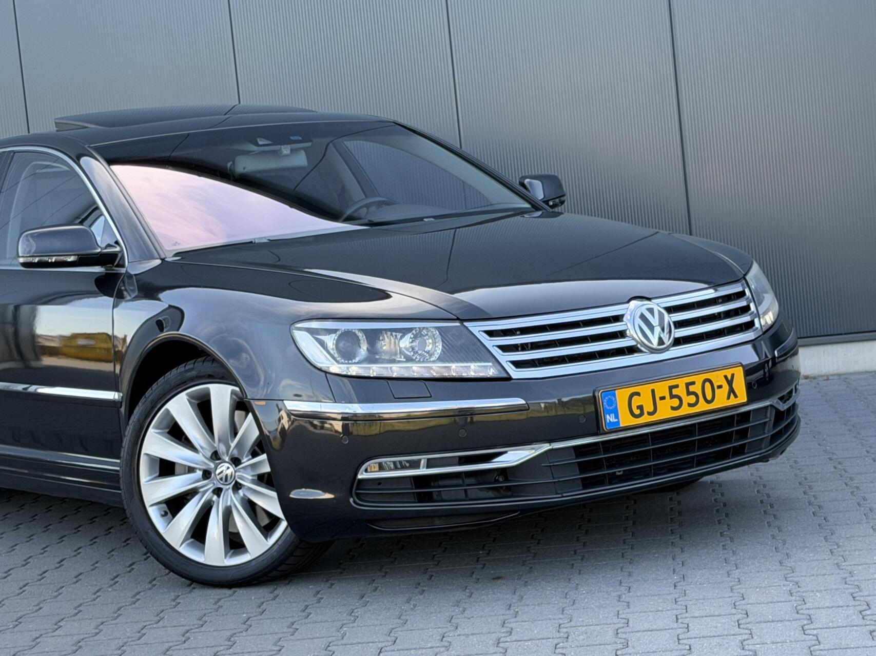 Foto van Volkswagen Phaeton