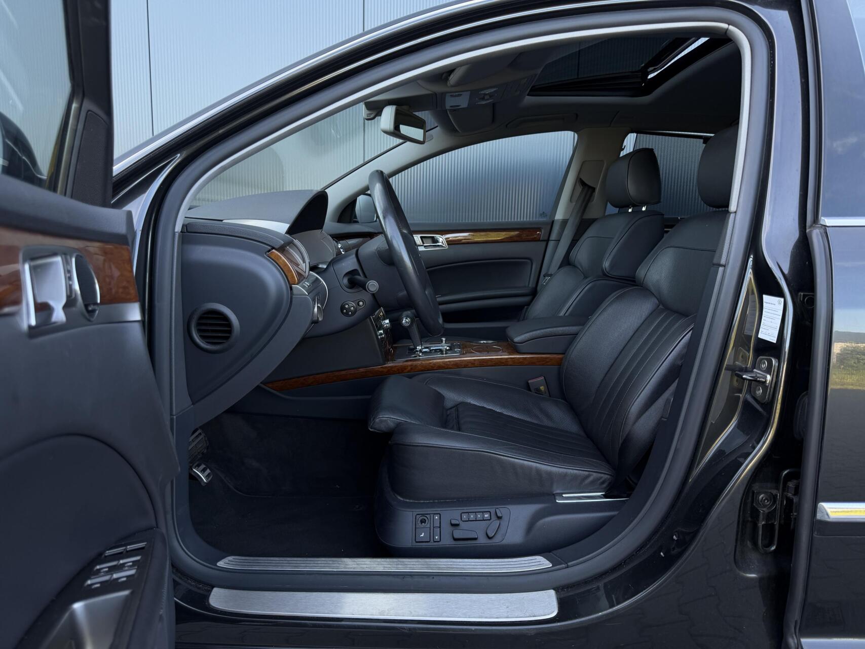 Foto van Volkswagen Phaeton