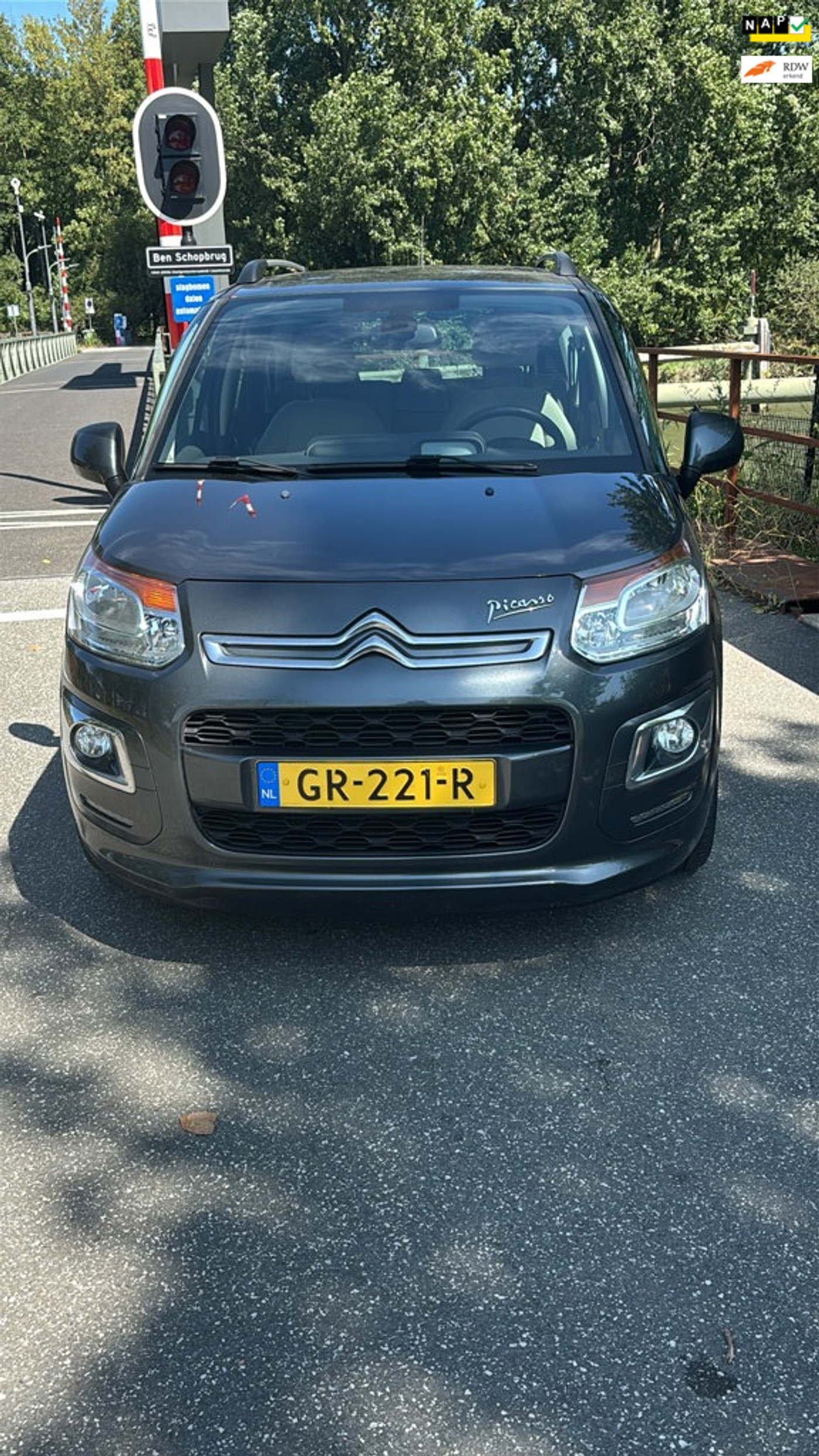 Citroen C3 Picasso 1.6 VTi Exclusive AUTOMAAT AIRCO DEALER ONDERHOUDEN 1ste EIGENAAR 2015 - voorkant