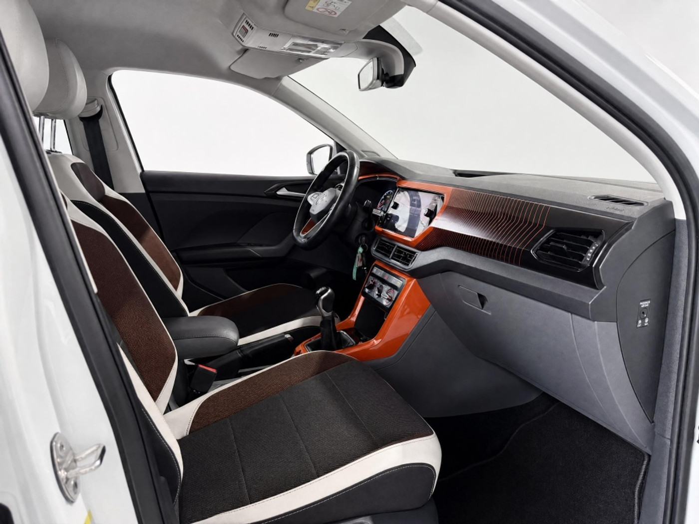 Foto van Volkswagen T-cross