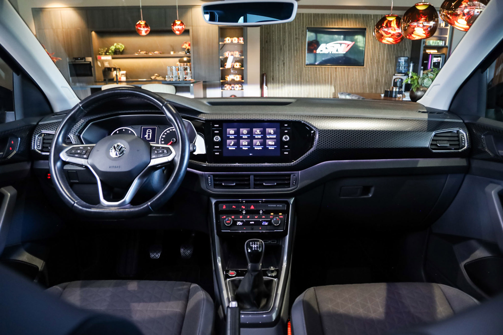 Foto van Volkswagen T-cross