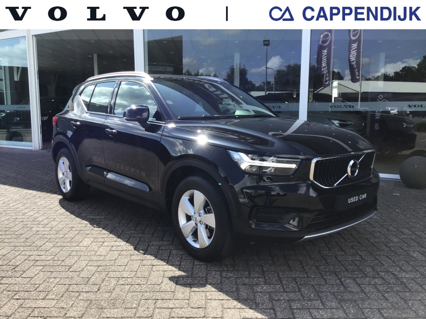 Volvo XC40 2.0 T4 Momentum Pro 2020 - voorkant