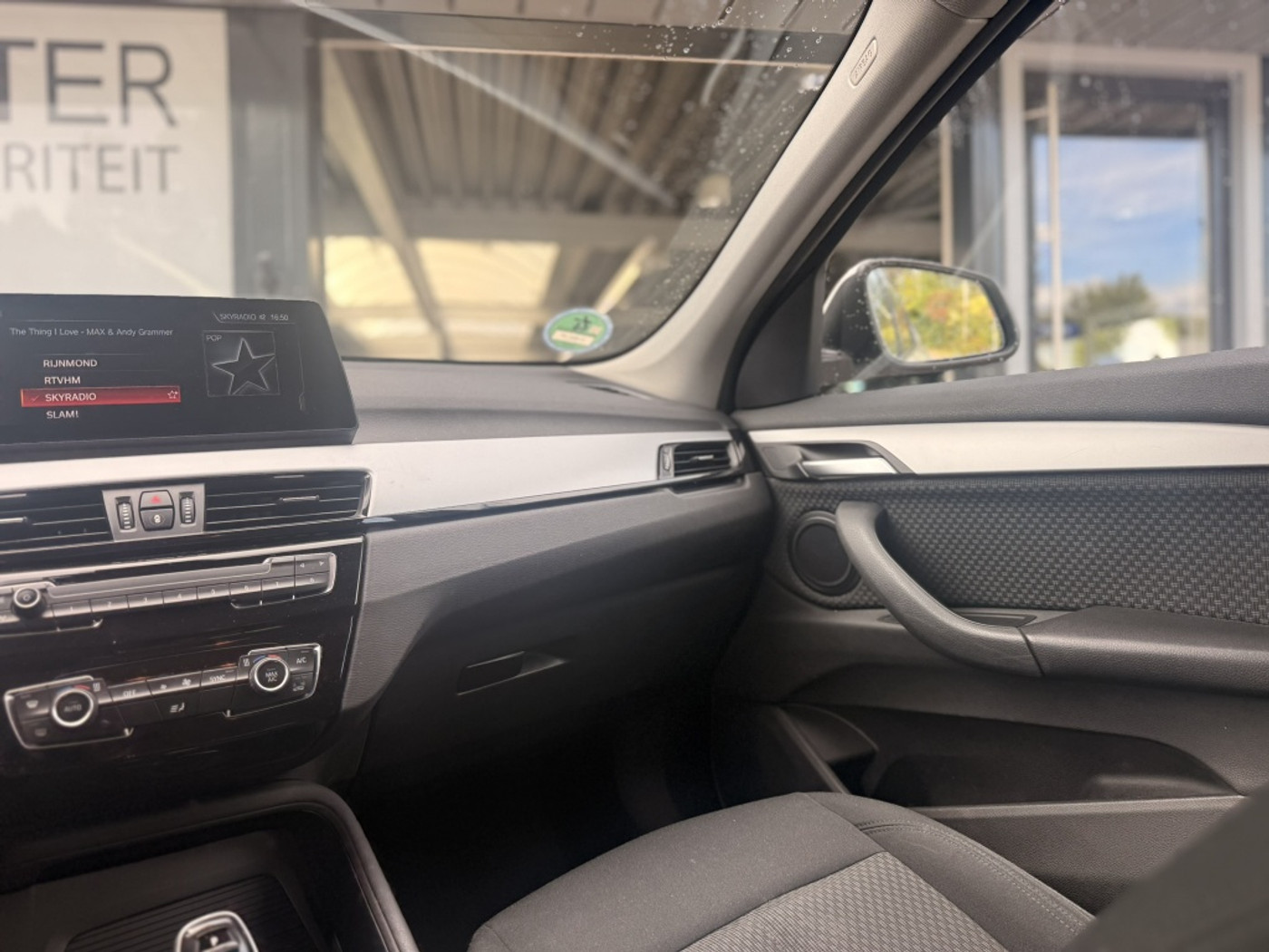 Foto van BMW X1 Sdrive18i