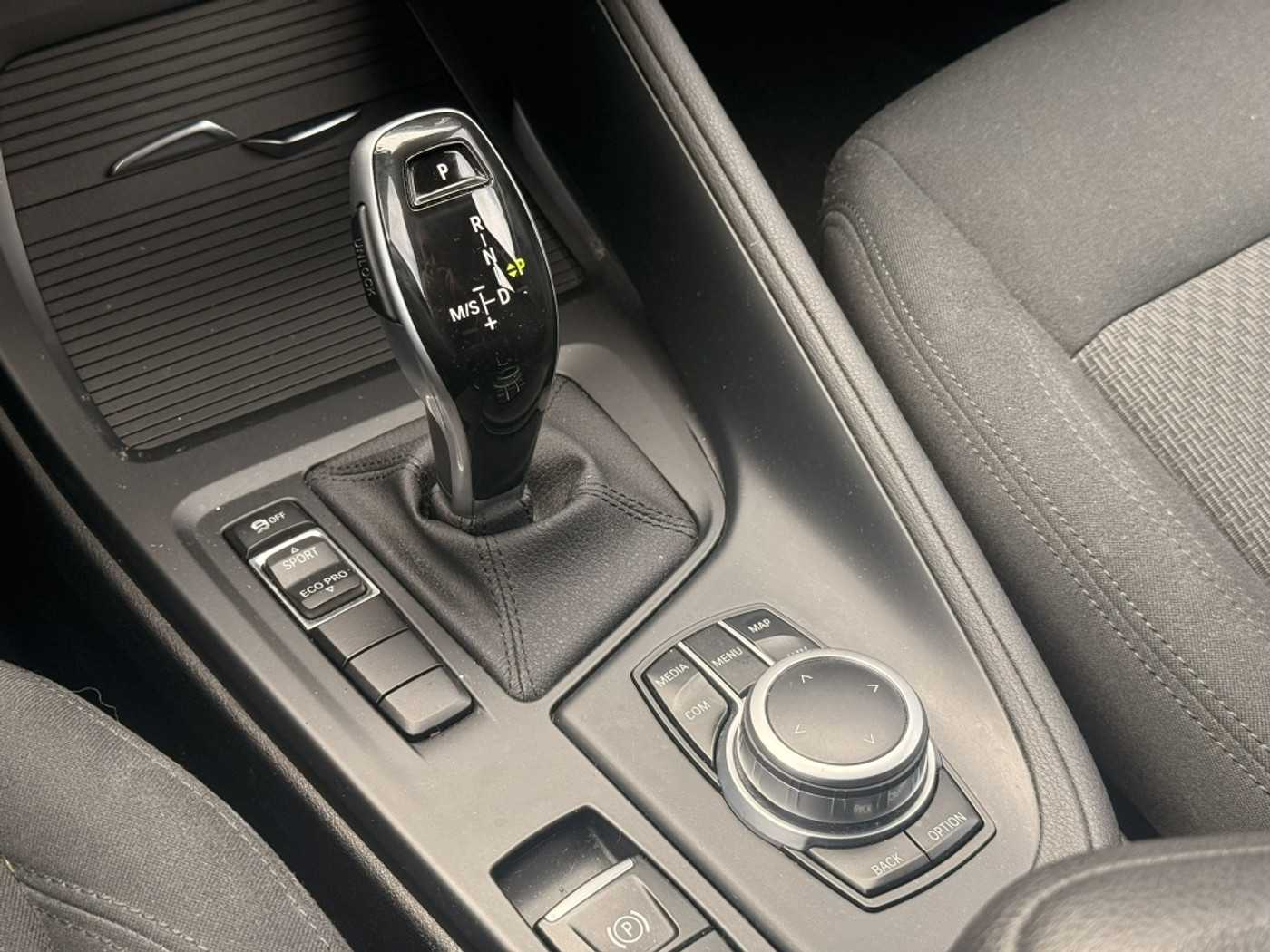 Foto van BMW X1 Sdrive18i