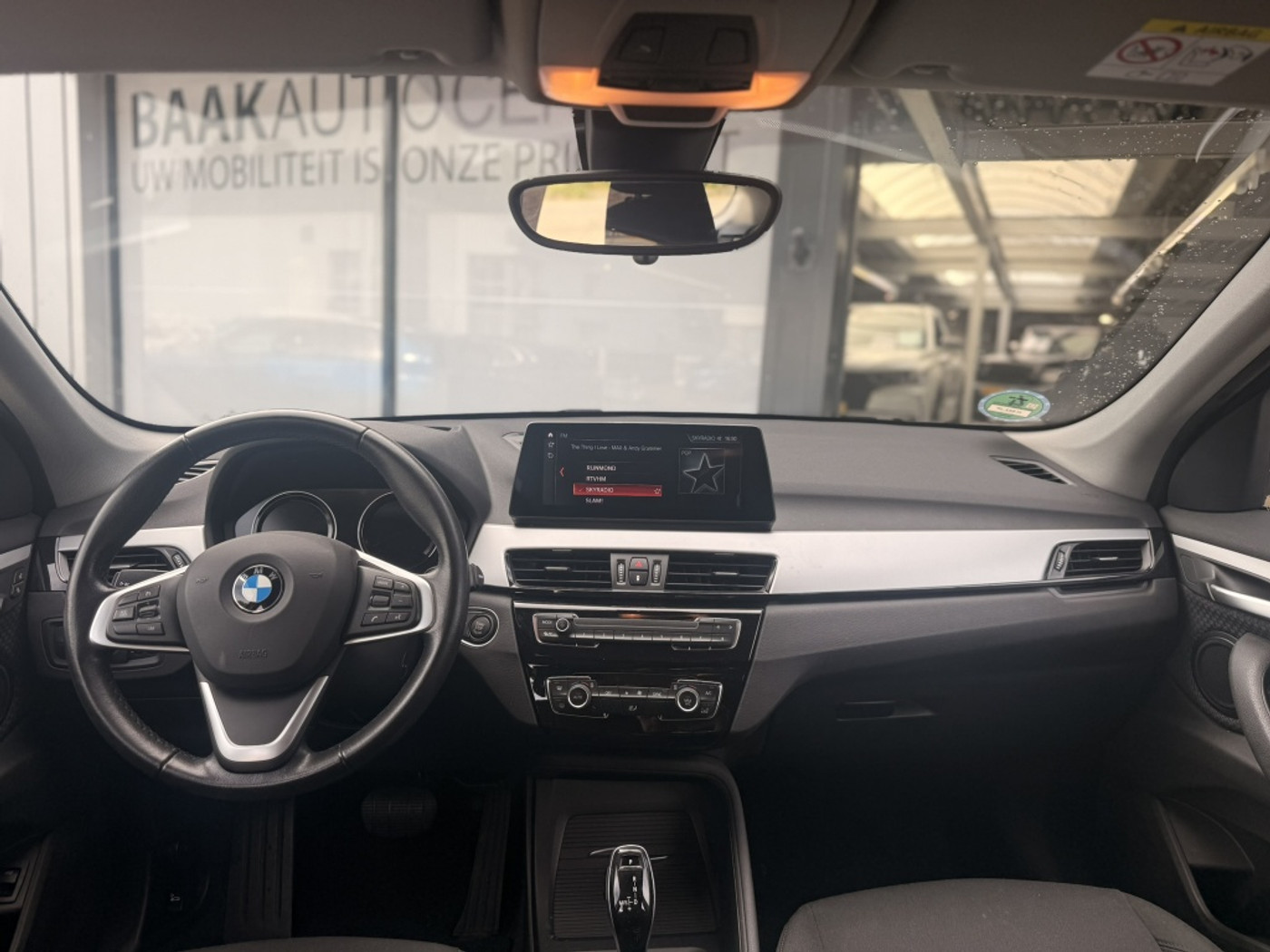 Foto van BMW X1 Sdrive18i