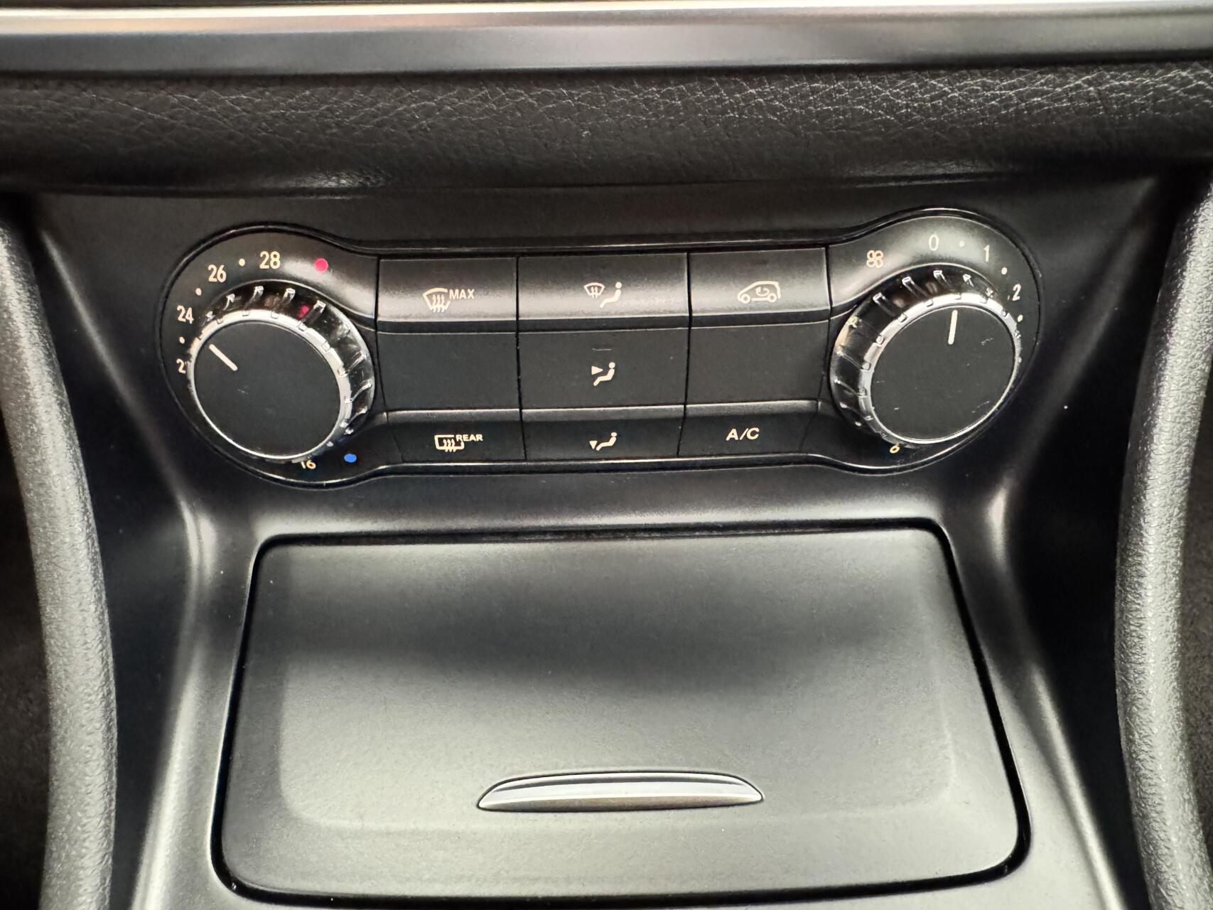 Foto van Mercedes-Benz Cla 220 D