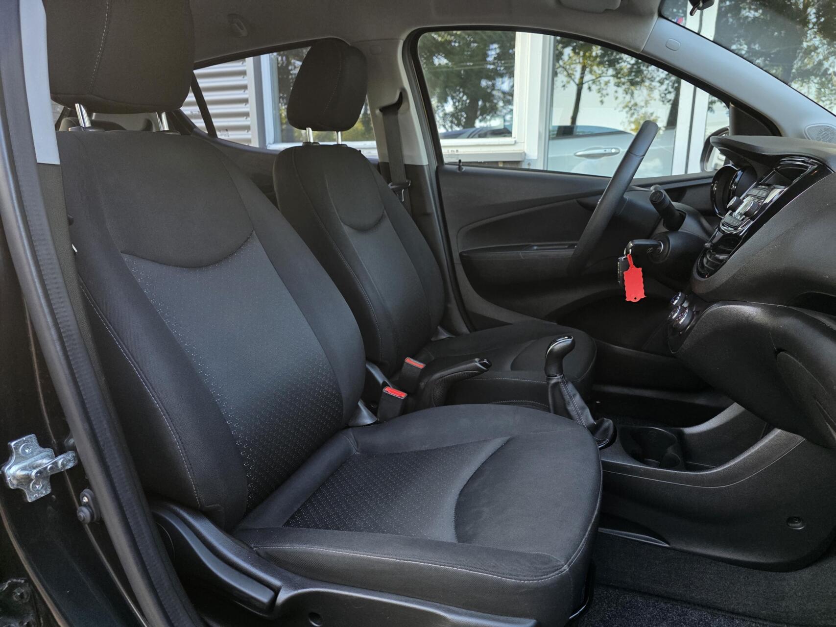 Foto van Opel Karl / Viva