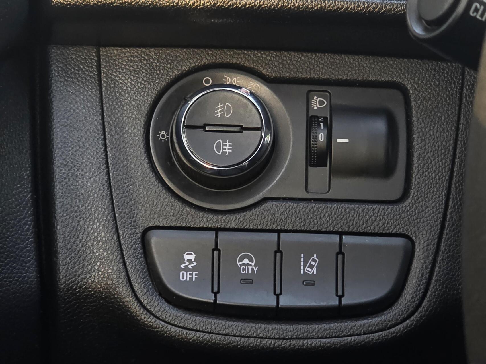 Foto van Opel Karl / Viva