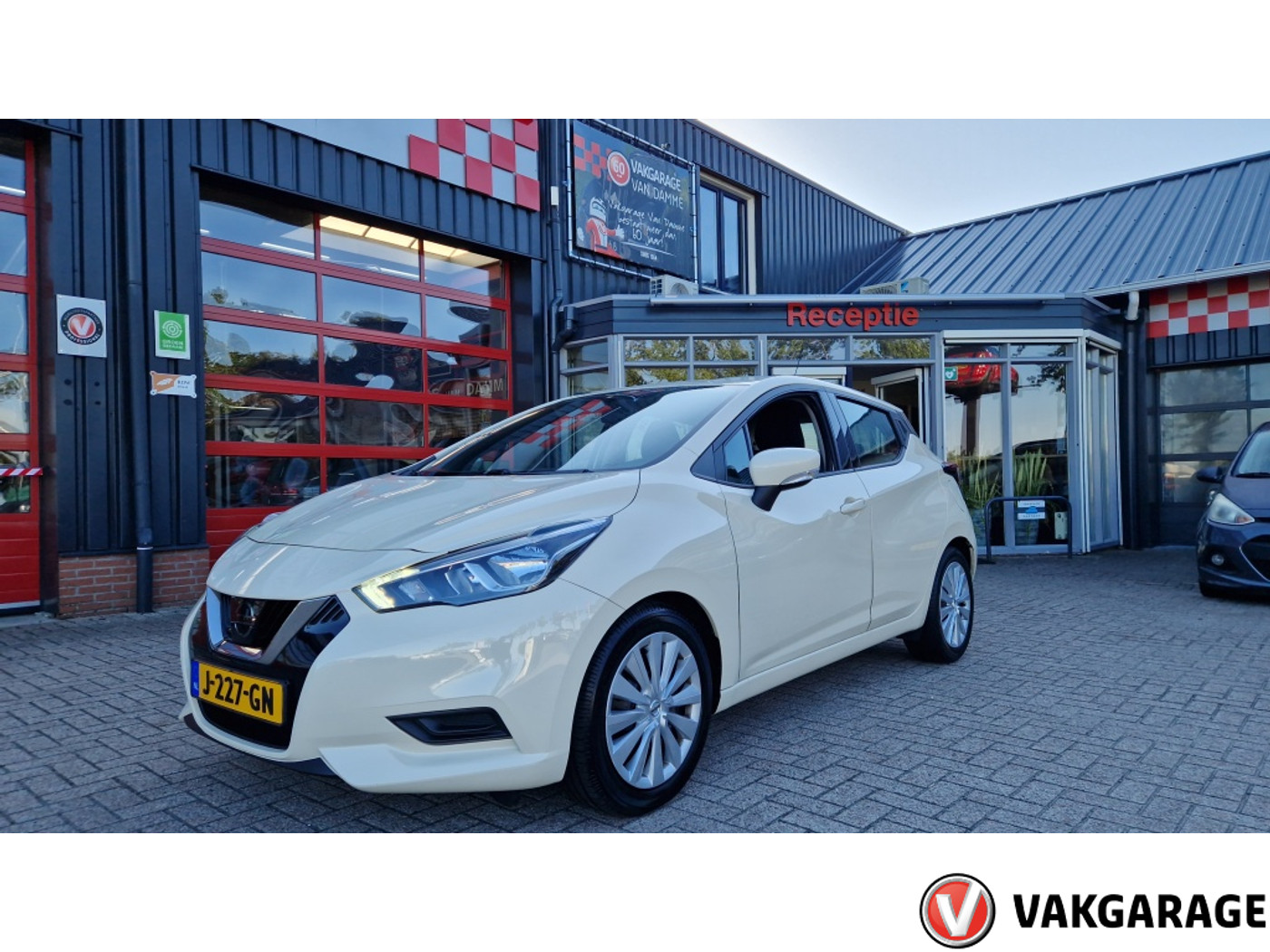 Nissan Nissan Micra 1.0 IG-T Acenta 2020 - voorkant