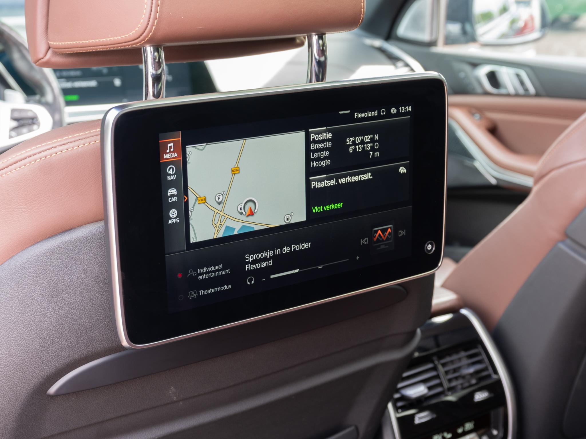 Foto van BMW X5 M50d